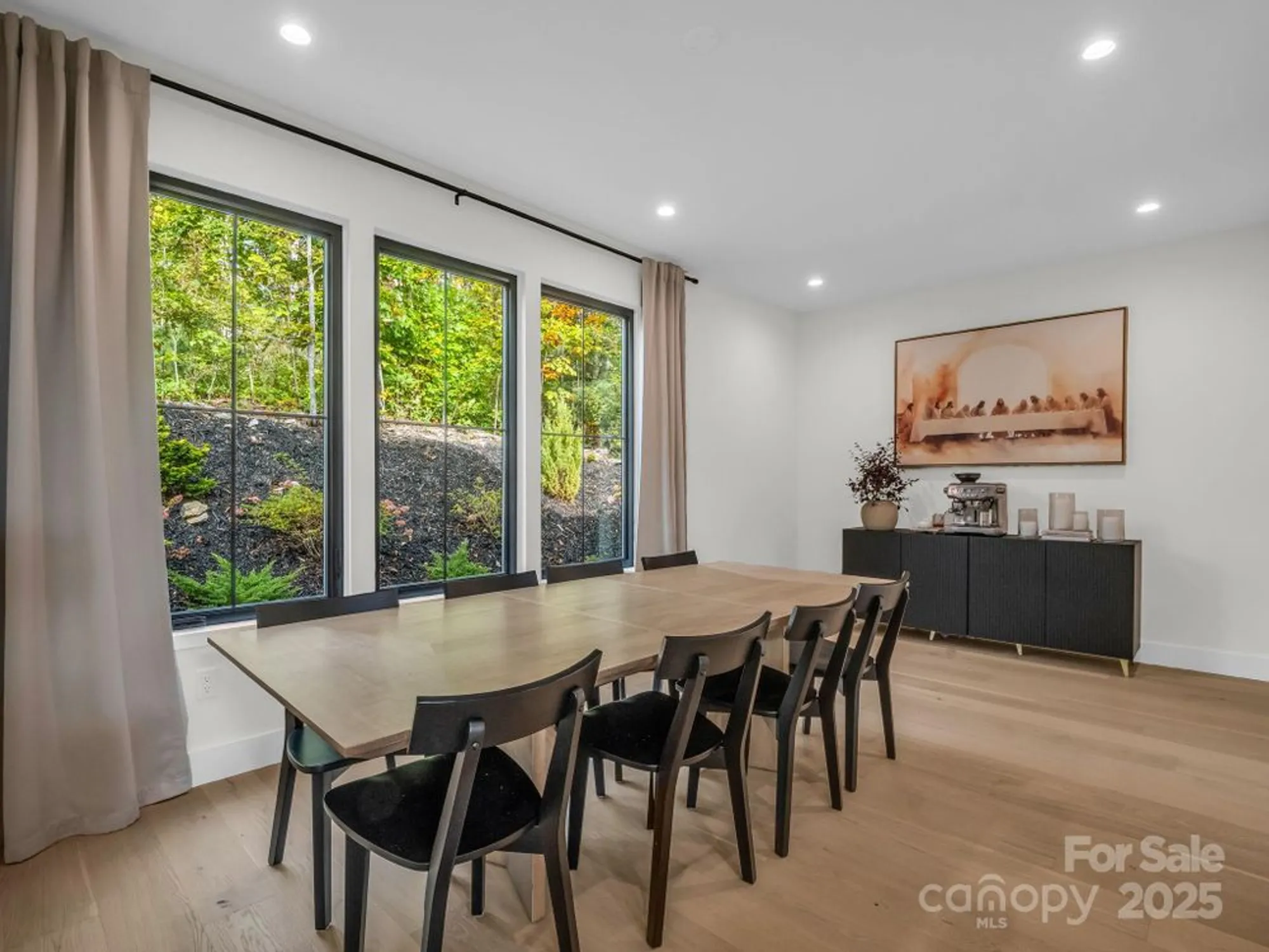 Property Slideshow image 23 of 48 | 123 millbrae loop, Hendersonville, NC, 28791