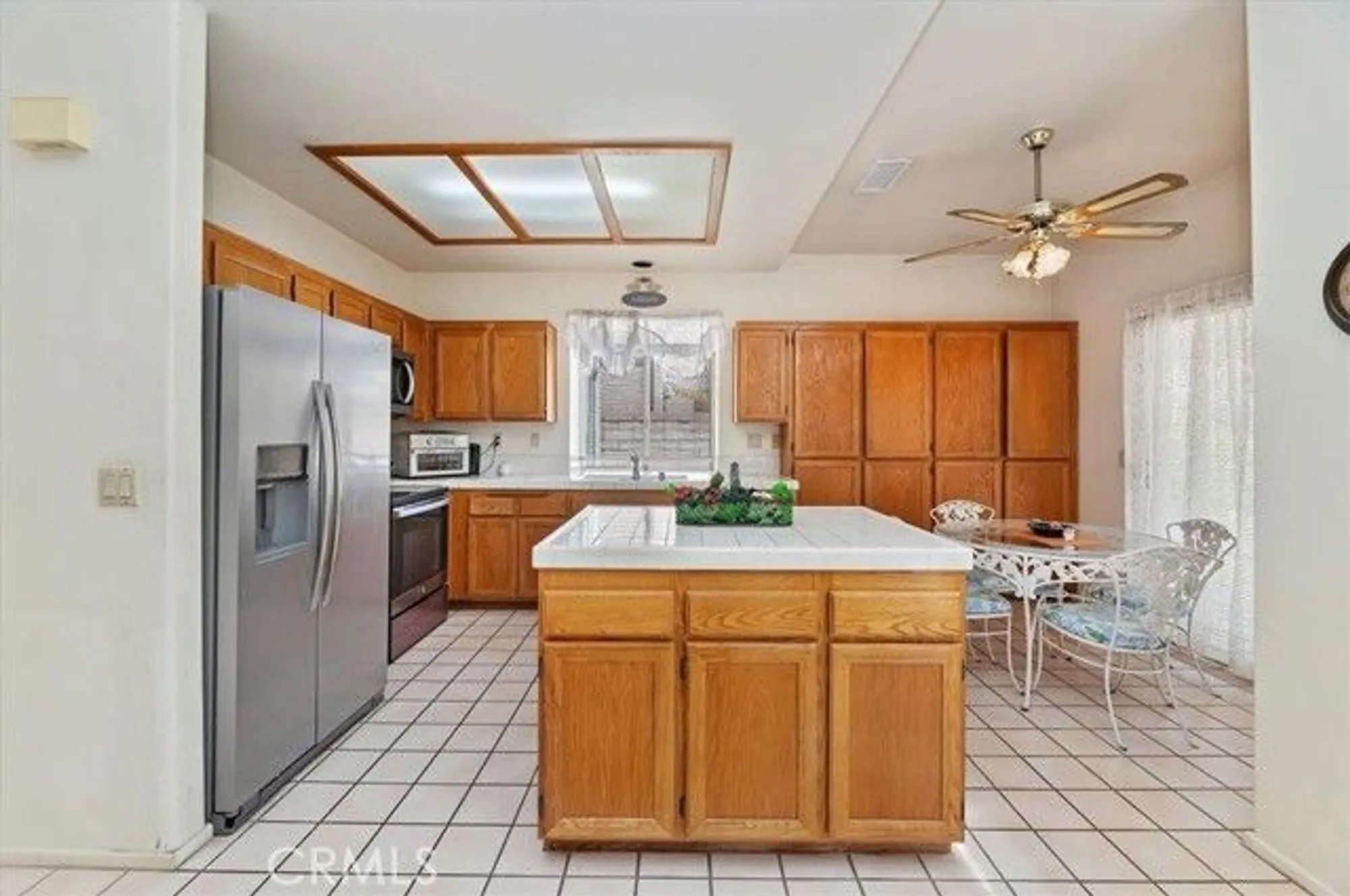 Property Slideshow image 16 of 52 | 40432 via siena, Murrieta, CA, 92562