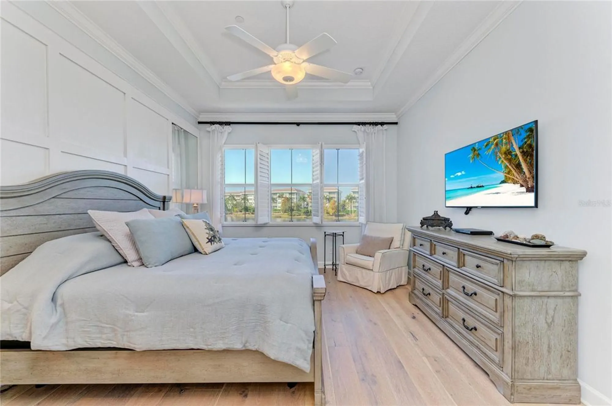 Property Slideshow image 30 of 100 | 348 sapphire lake dr unit 201, Bradenton, FL, 34209