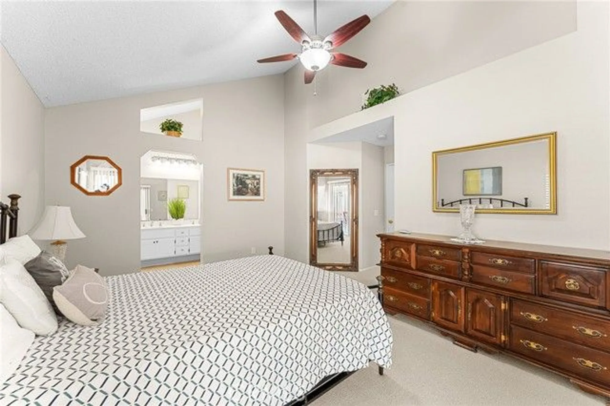 Property Slideshow image 23 of 44 | 1173 fairway oaks ave, Banning, CA, 92220