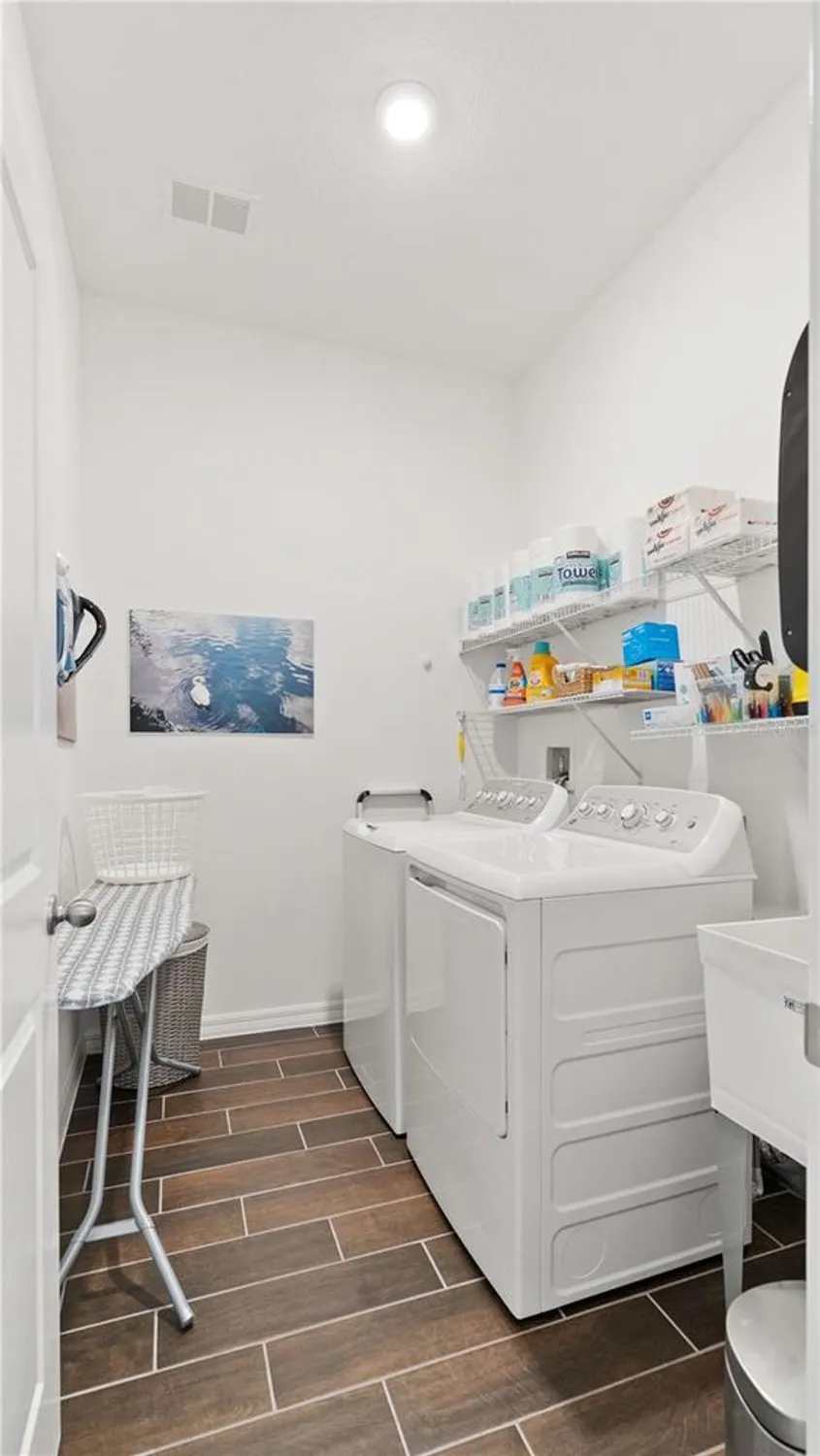 Property Slideshow image 37 of 90 | 1825 flora pass pl, Kissimmee, FL, 34747