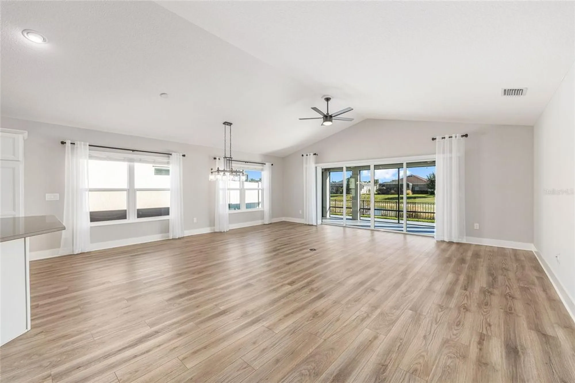 Property Slideshow image 8 of 42 | 5631 fernandes ct, The Villages, FL, 32163