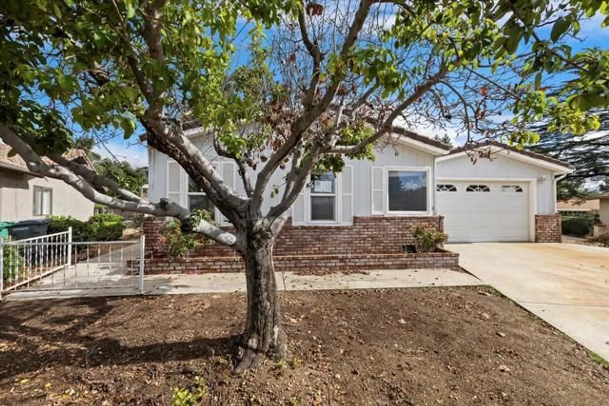 Property Slideshow image 5 of 35 | 40944 lincoln pl, Cherry Valley, CA, 92223