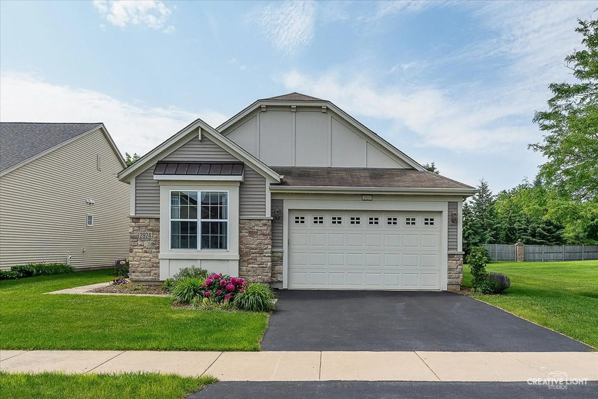 Property Slideshow image 2 of 29 | 2924 raleigh ct, Naperville, IL, 60564