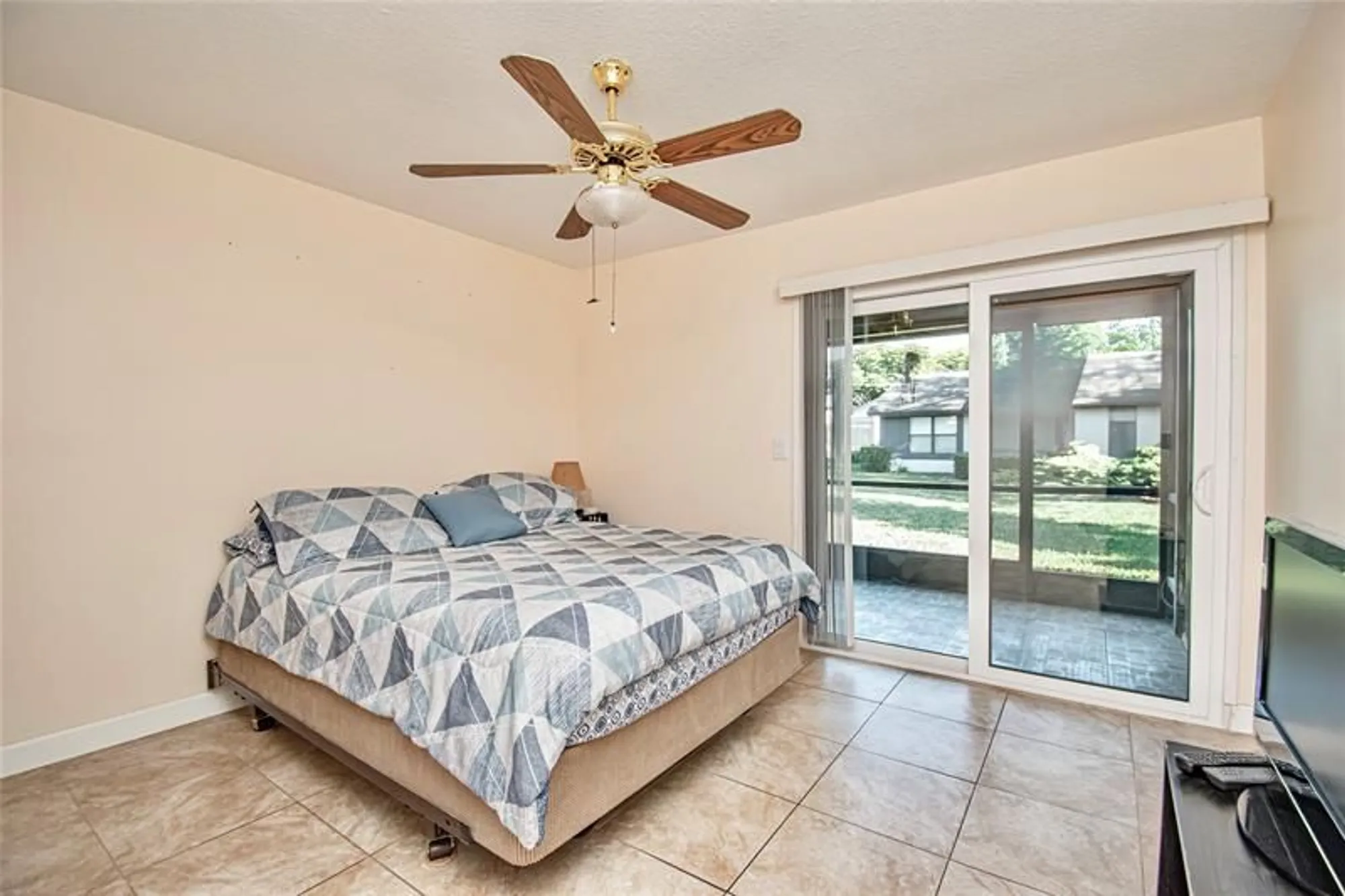 Property Slideshow image 29 of 64 | 381 ottawa ct, Royal Palm Beach, FL, 33411