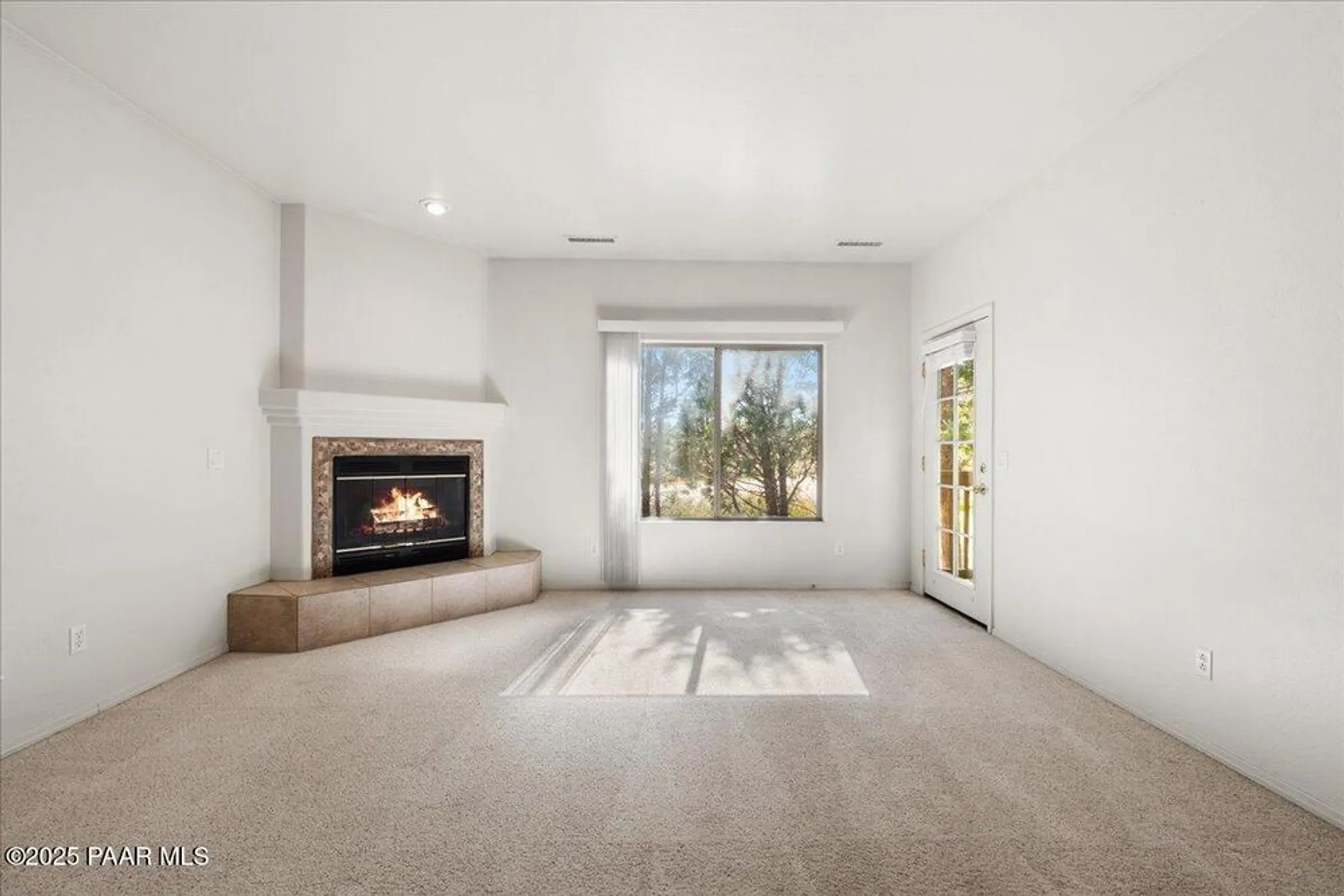 Property Slideshow image 9 of 18 | 4968 summit cir, Prescott, AZ, 86301