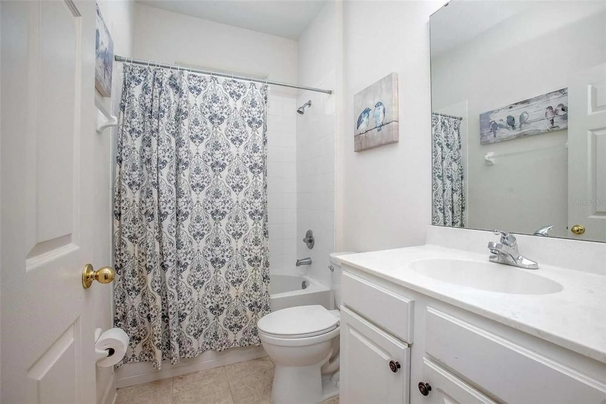 Property Slideshow image 20 of 31 | 215 coleton ln, Deland, FL, 32724