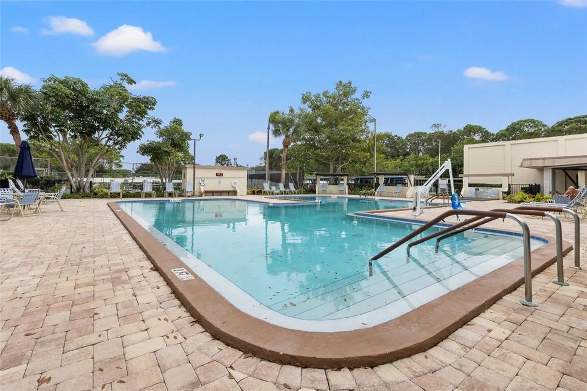 Property Slideshow image 28 of 33 | 5660 80th st n unit a208, St Petersburg, FL, 33709