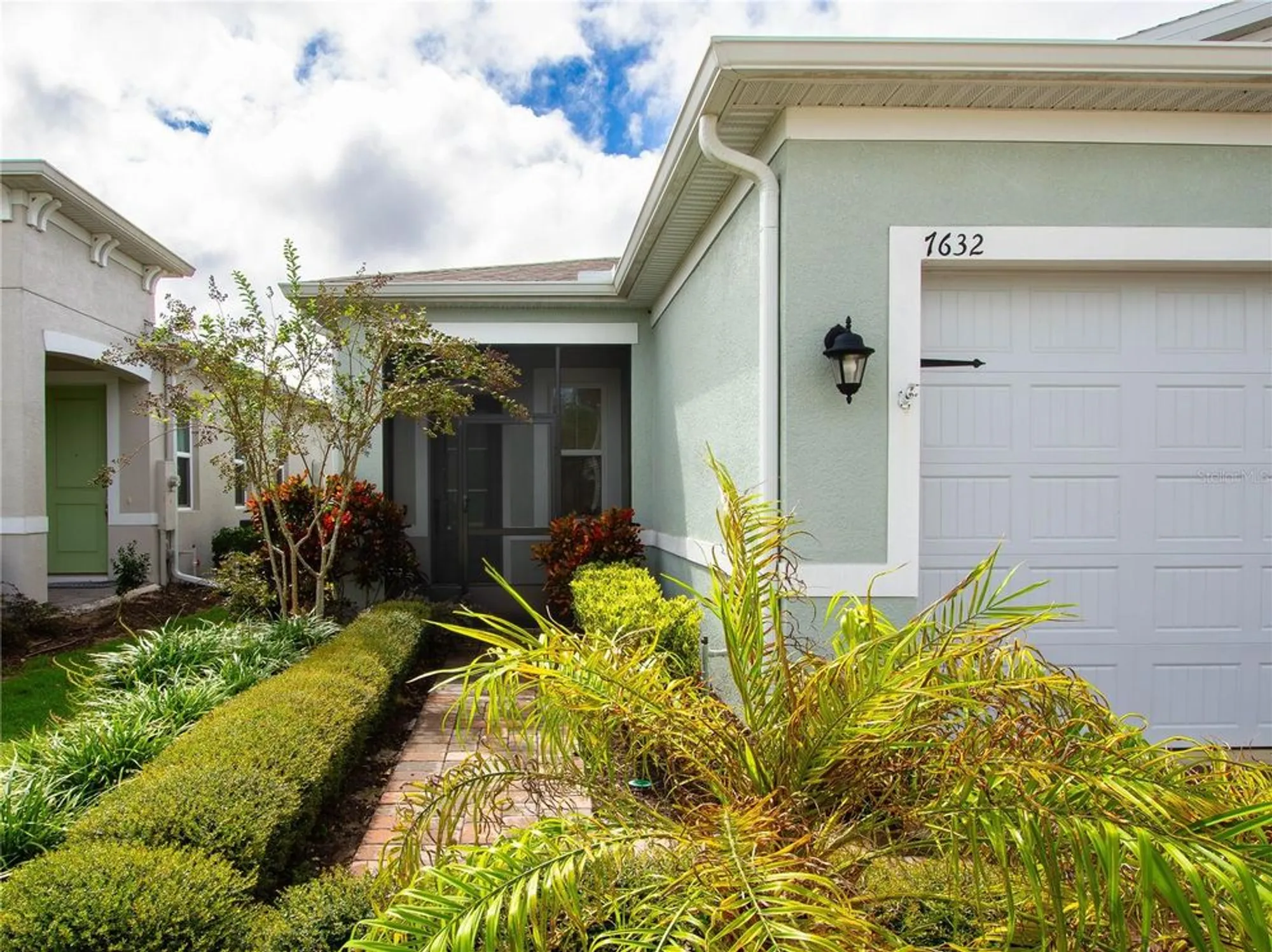 Property Slideshow image 2 of 26 | 7632 sand pierre ct, Kissimmee, FL, 34747