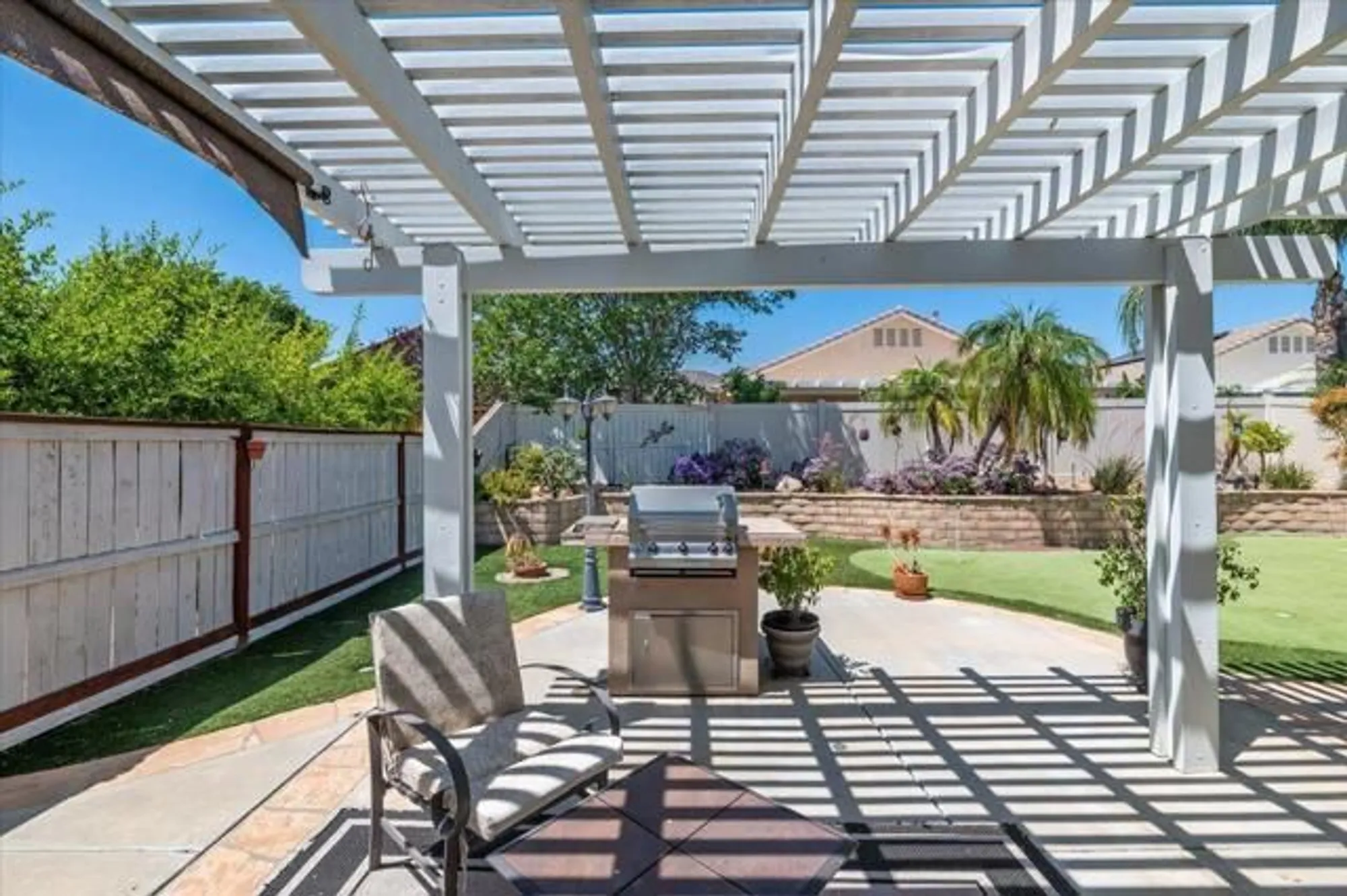 Property Slideshow image 32 of 37 | 28026 crystal spring dr, Menifee, CA, 92584