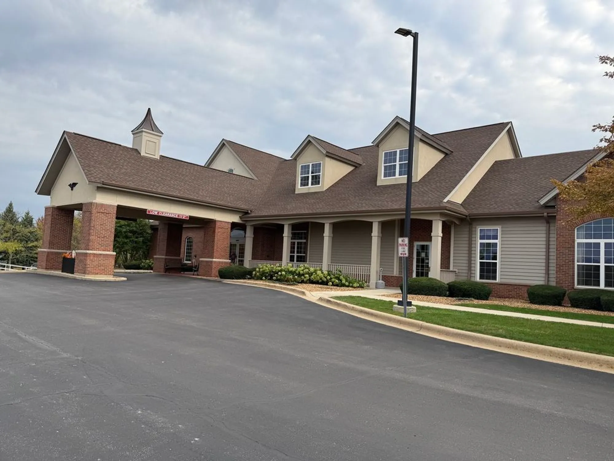 Property Slideshow image 36 of 38 | 17213 mendota dr, Lockport, IL, 60441