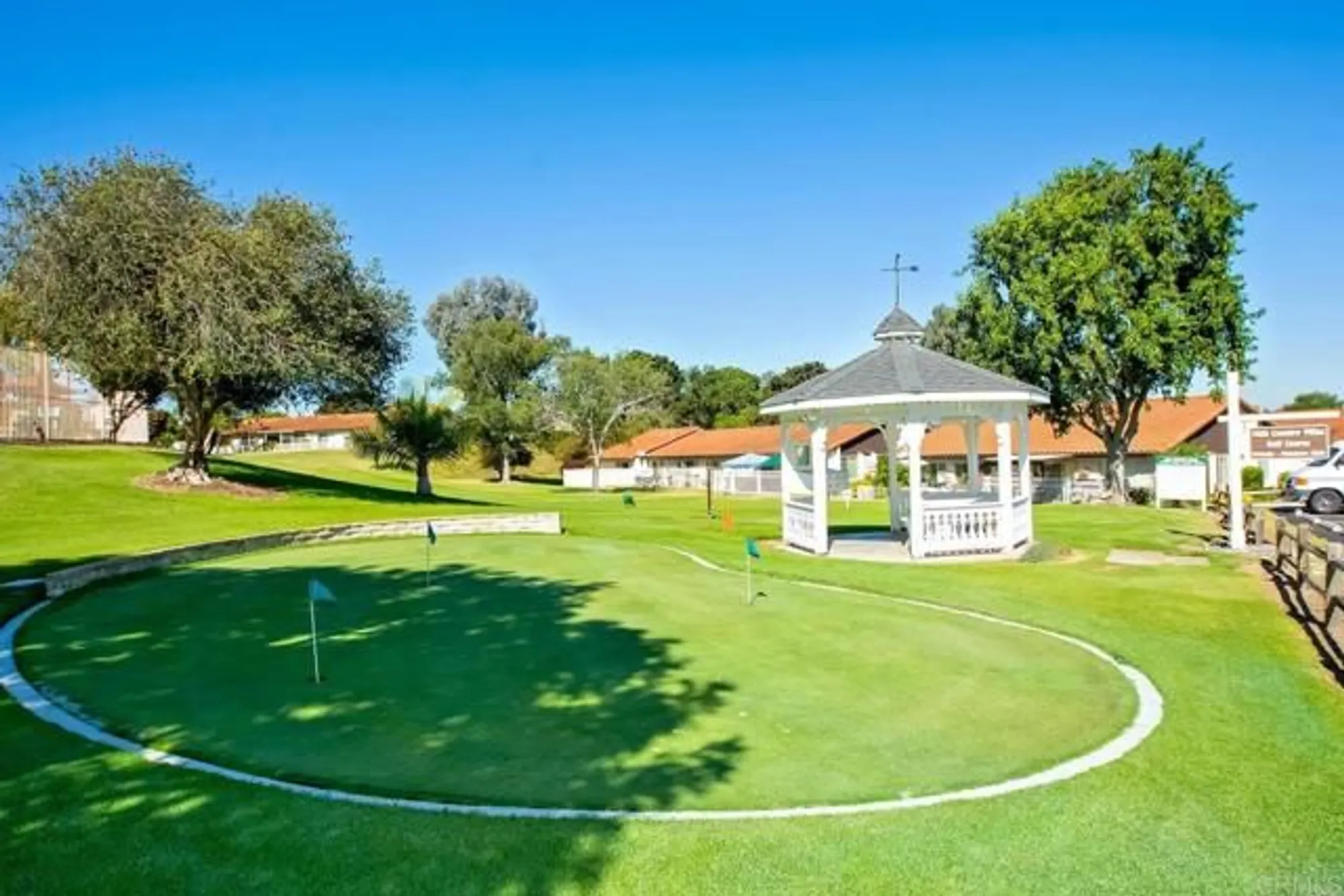 Property Slideshow image 30 of 31 | 204 summerside ln, Encinitas, CA, 92024