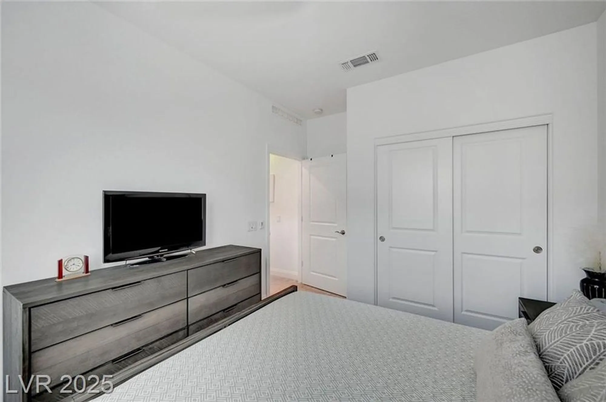 Property Slideshow image 19 of 35 | 2379 albury ave, North Las Vegas, NV, 89086