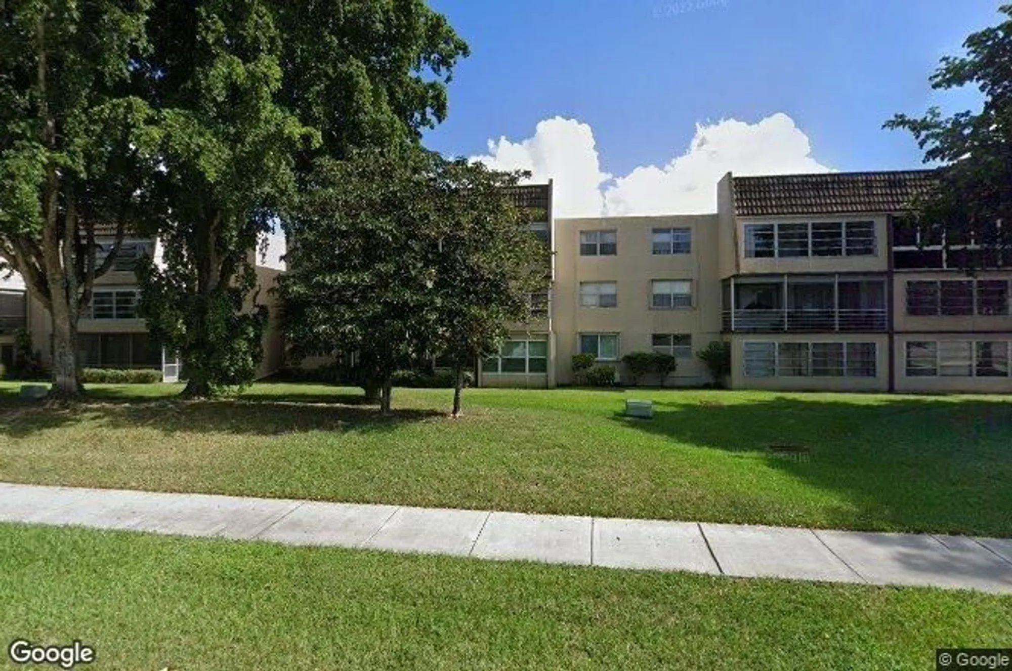 Property Slideshow image 5 of 30 | 9301 lime bay blvd 204, Tamarac, FL, 33321