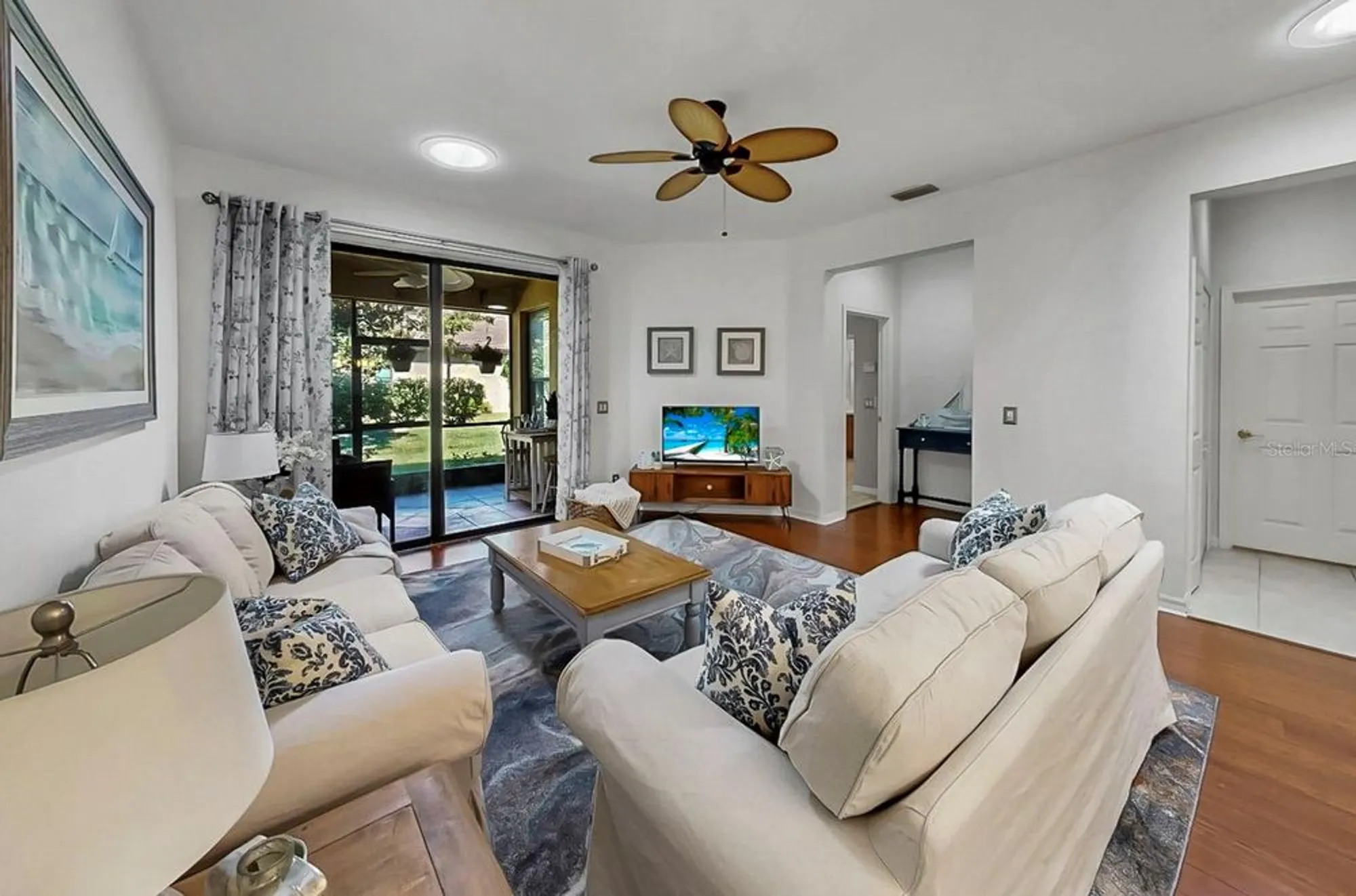 Property Slideshow image 23 of 41 | 313 seneca falls dr, Apollo Beach, FL, 33572