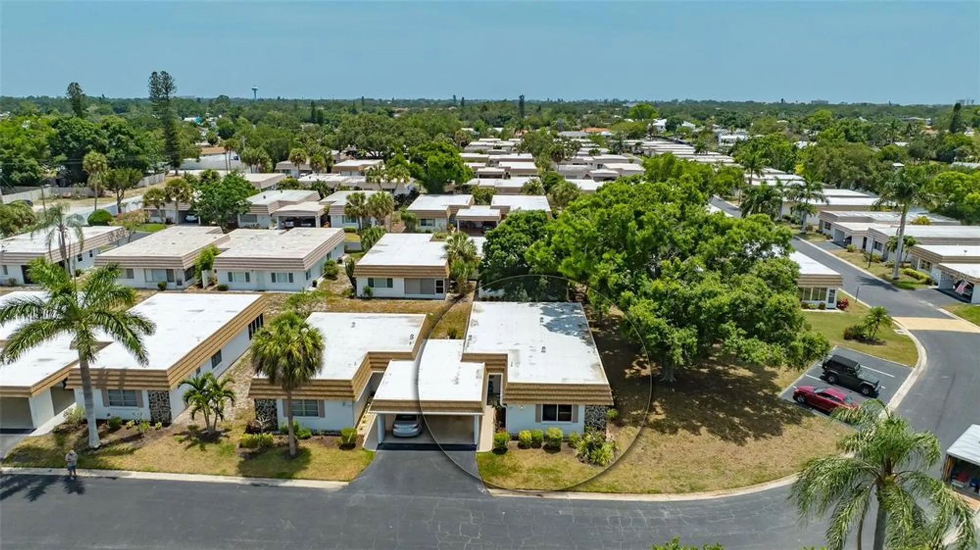 Property Slideshow image 6 of 86 | 2016 riverbluff pkwy v328, Sarasota, FL, 34231