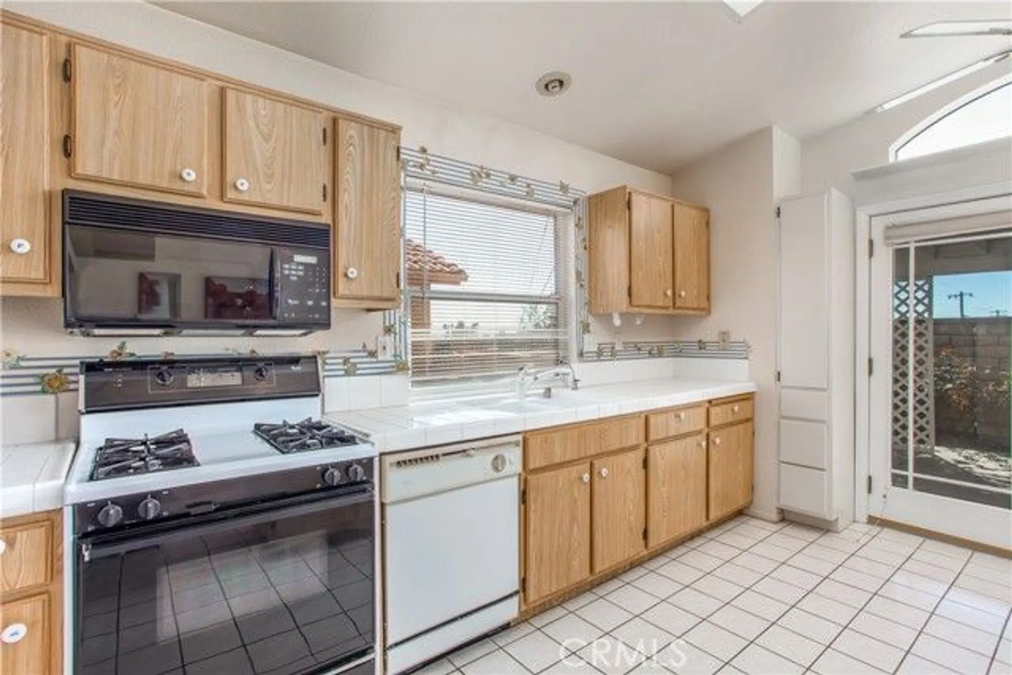 Property Slideshow image 12 of 26 | 10420 bel air dr, Cherry Valley, CA, 92223