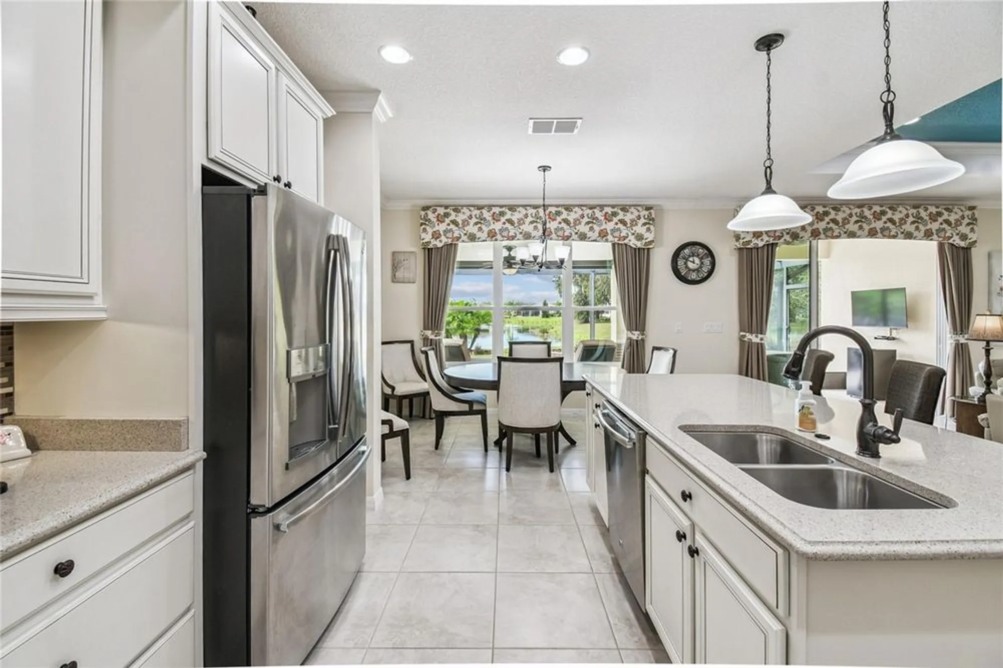 Property Slideshow image 12 of 67 | 333 via torrente dr, Poinciana, FL, 34759