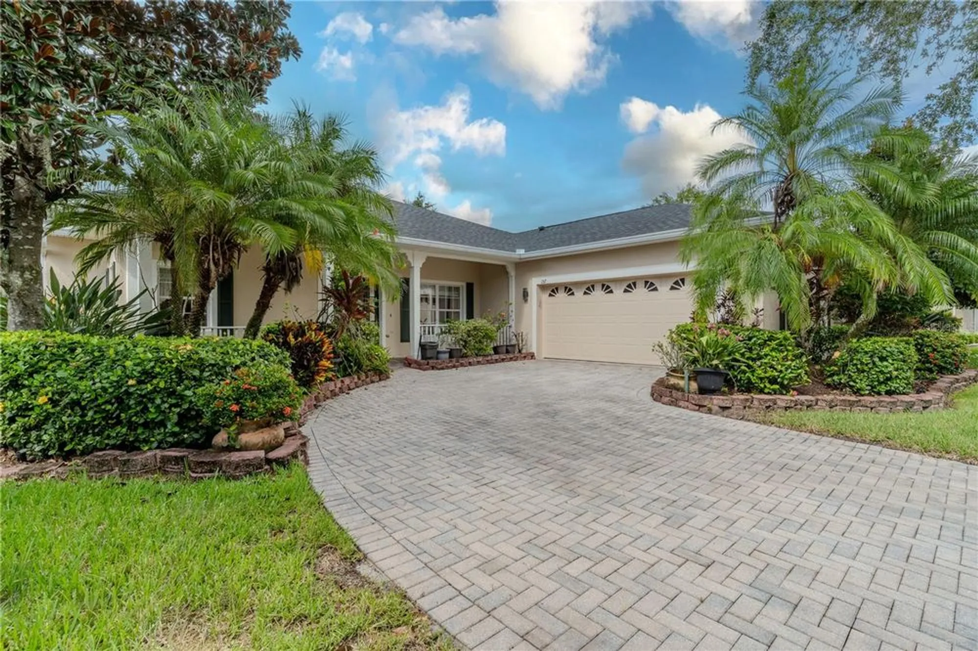 Property Slideshow image 1 of 42 | 157 sand piper dr, Kissimmee, FL, 34759