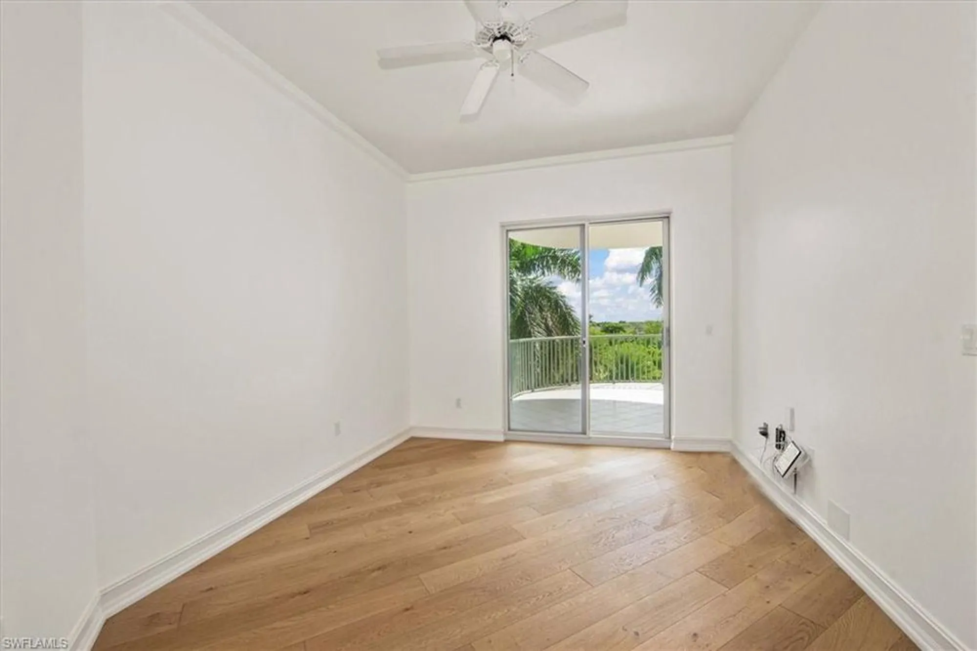 Property Slideshow image 23 of 44 | 4801 island pond ct 405, Bonita Springs, FL, 34134