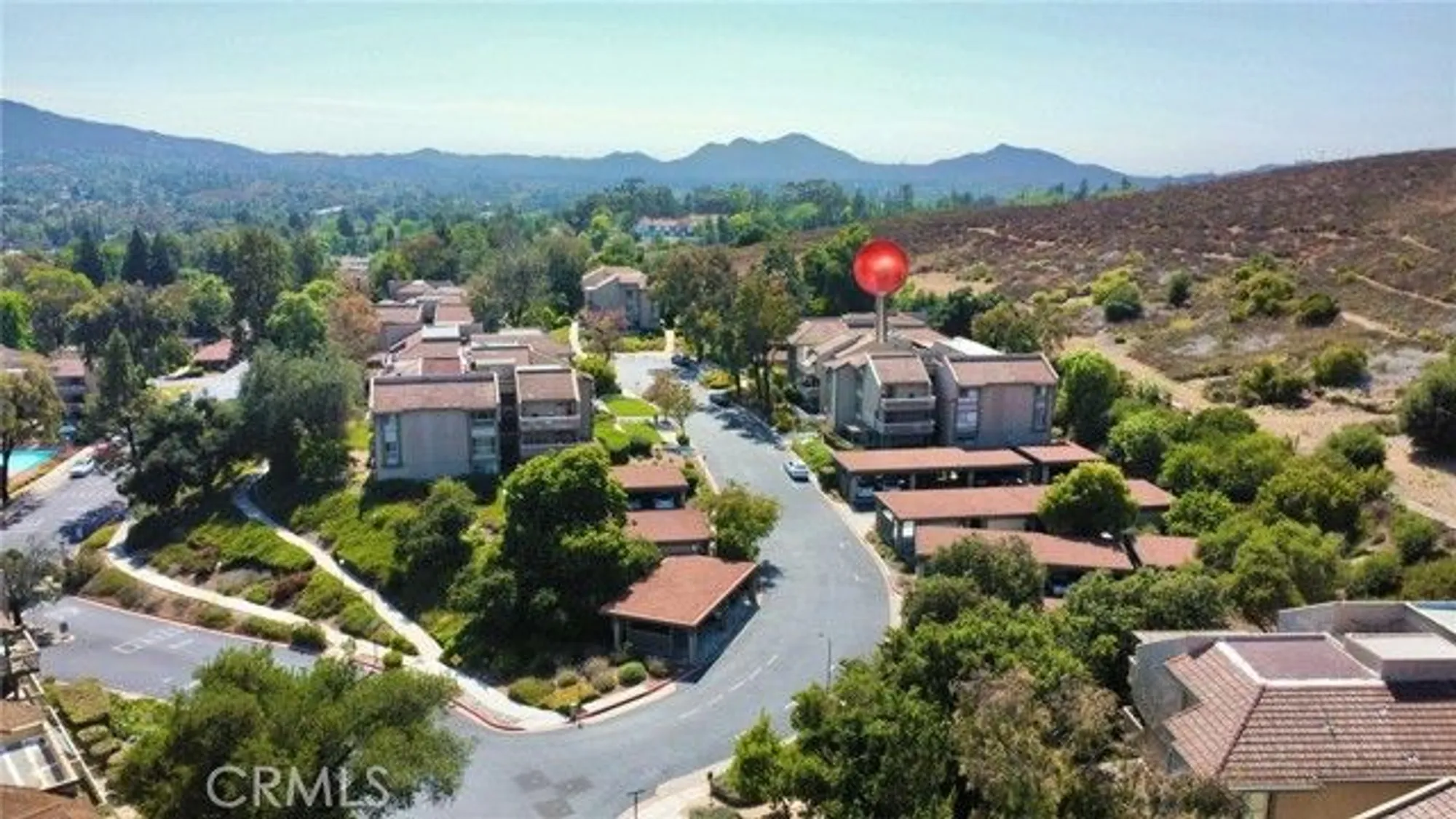 Property Slideshow image 23 of 28 | 327 chestnut hill ct 22, Thousand Oaks, CA, 91360