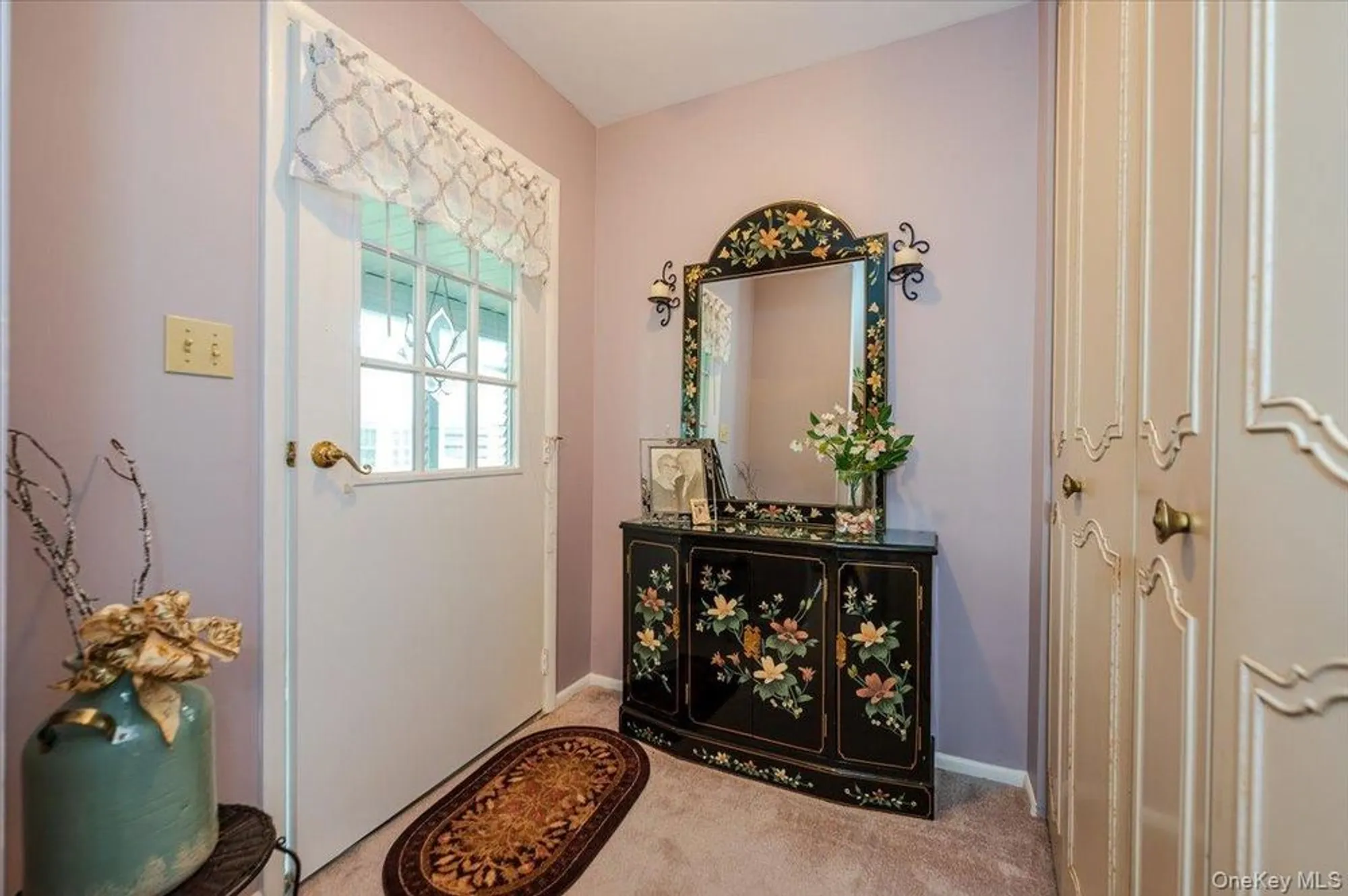 Property Slideshow image 2 of 23 | 48 trent ct b, Ridge, NY, 11961