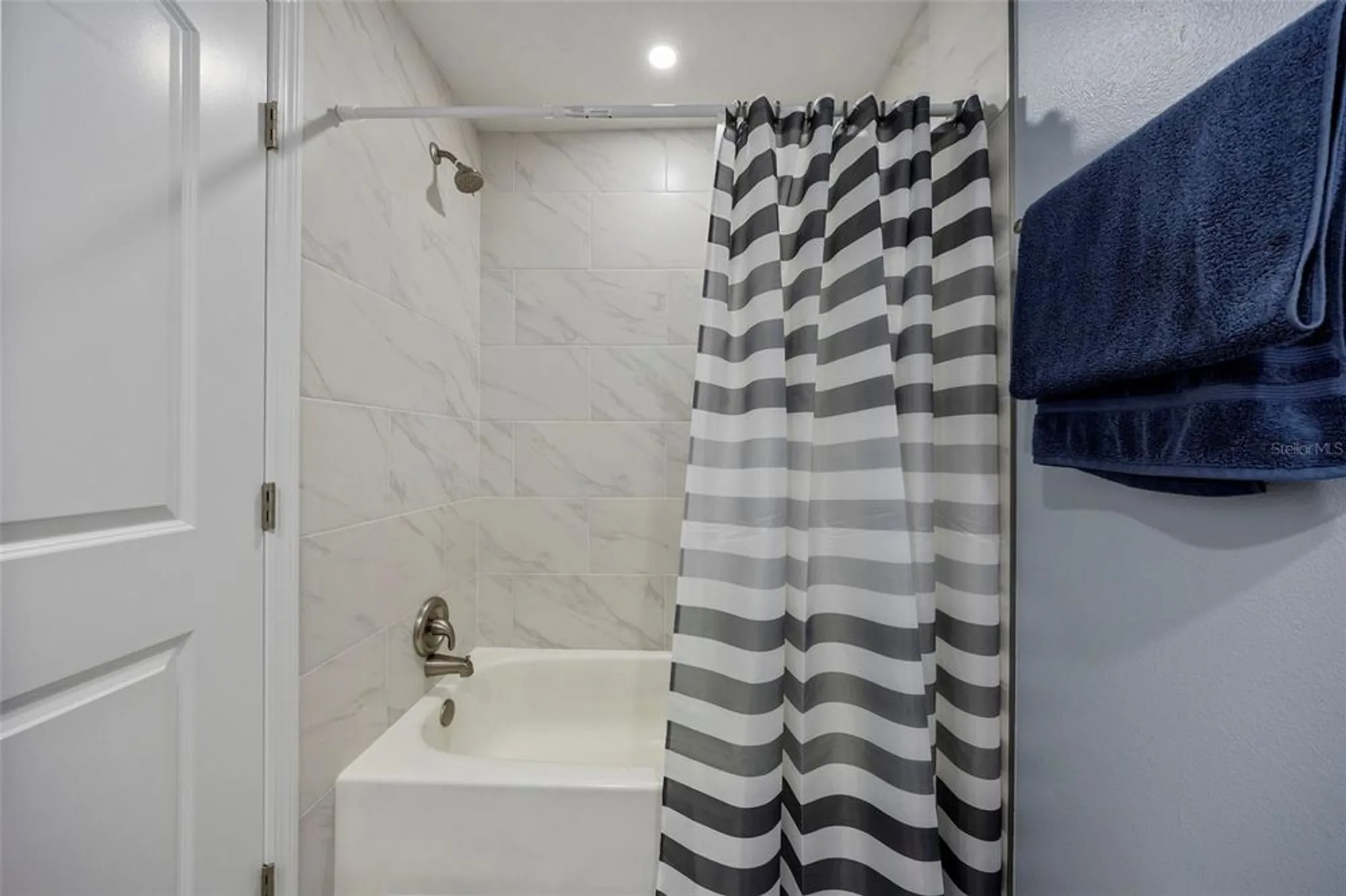 Property Slideshow image 18 of 49 | 8034 merrimac dr, Port Richey, FL, 34668