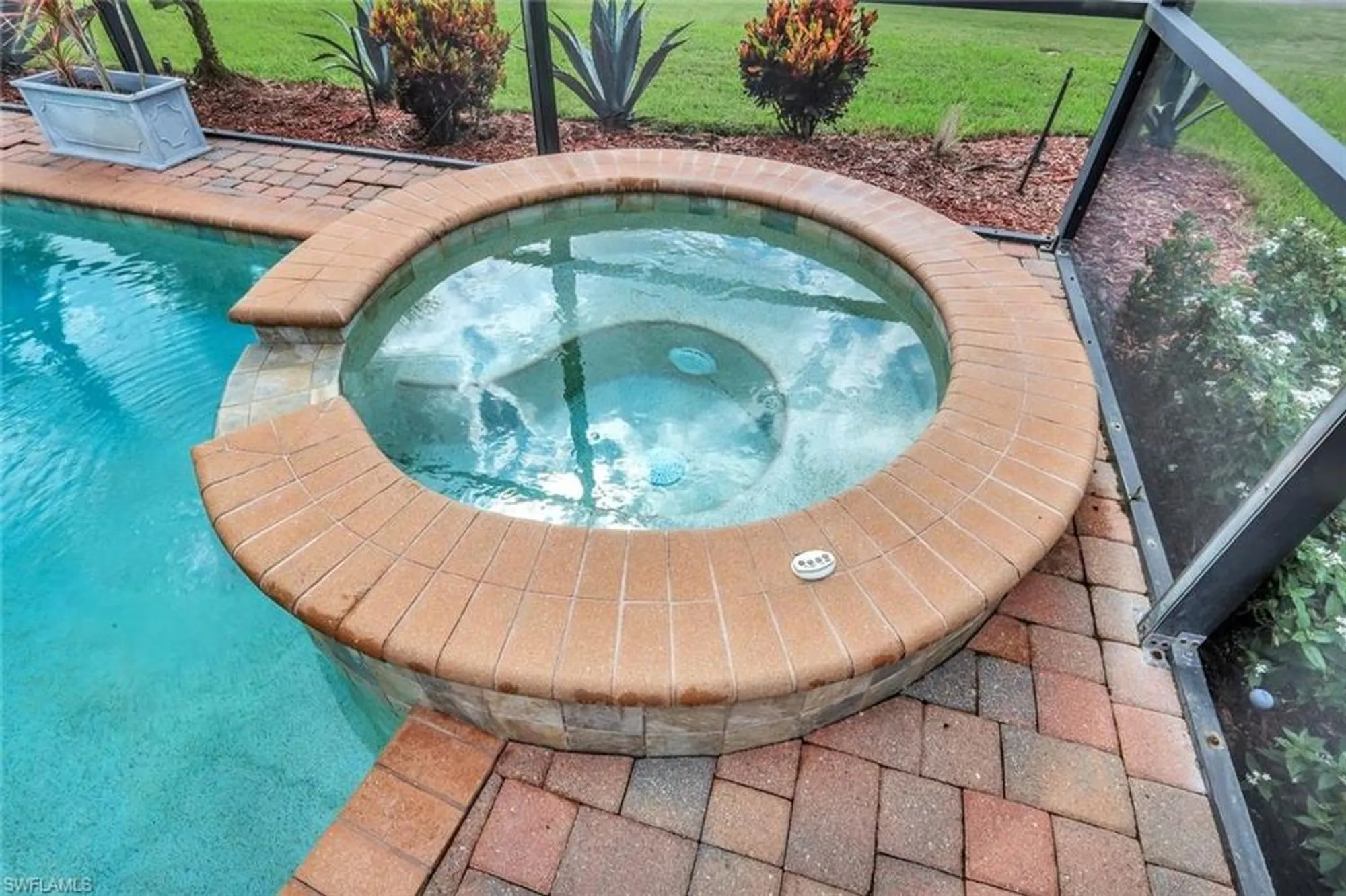 Property Slideshow image 32 of 47 | 28550 westmeath ct, Bonita Springs, FL, 34135