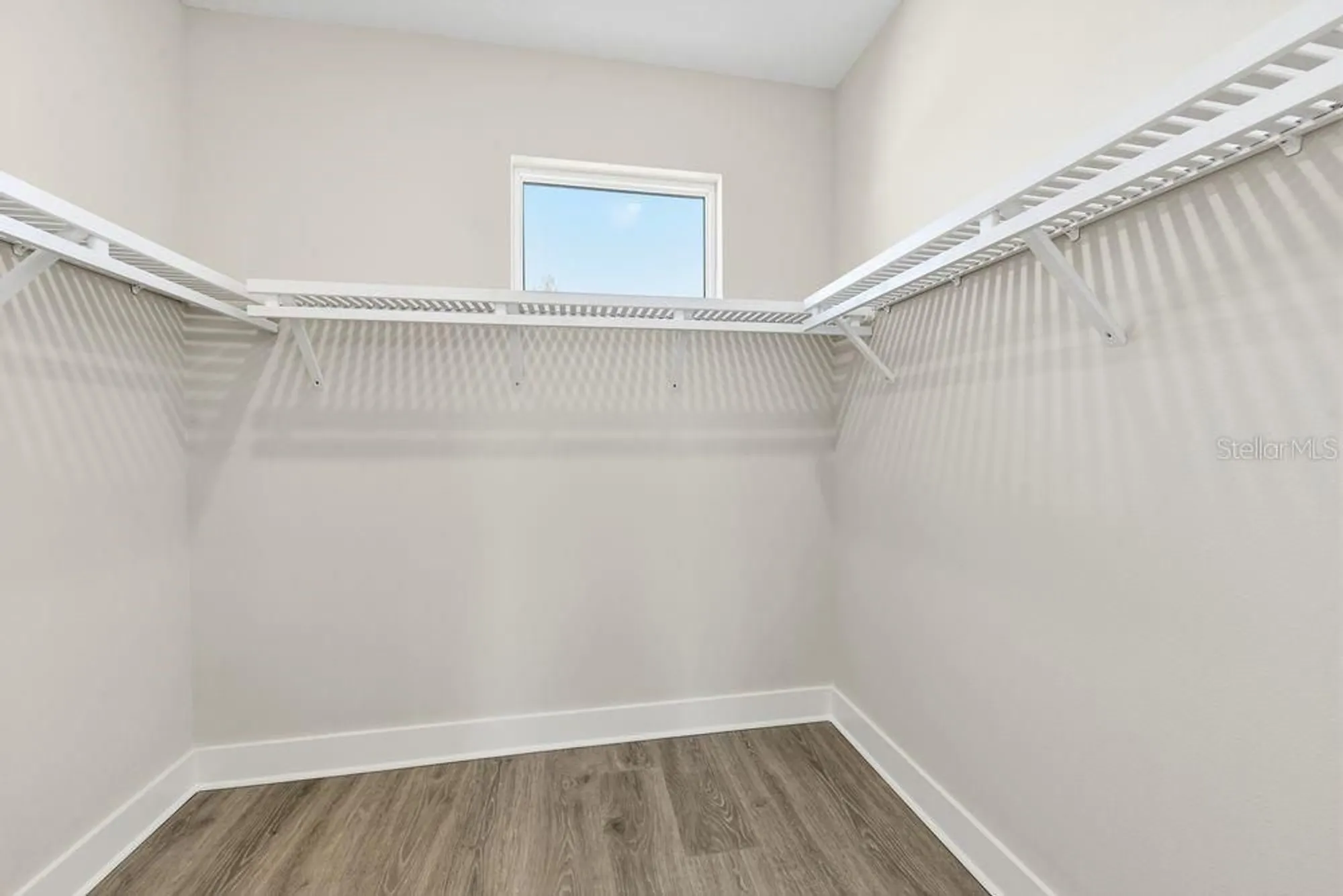Property Slideshow image 13 of 38 | 4062 santa caterina blvd # 101, Bradenton, FL, 34211