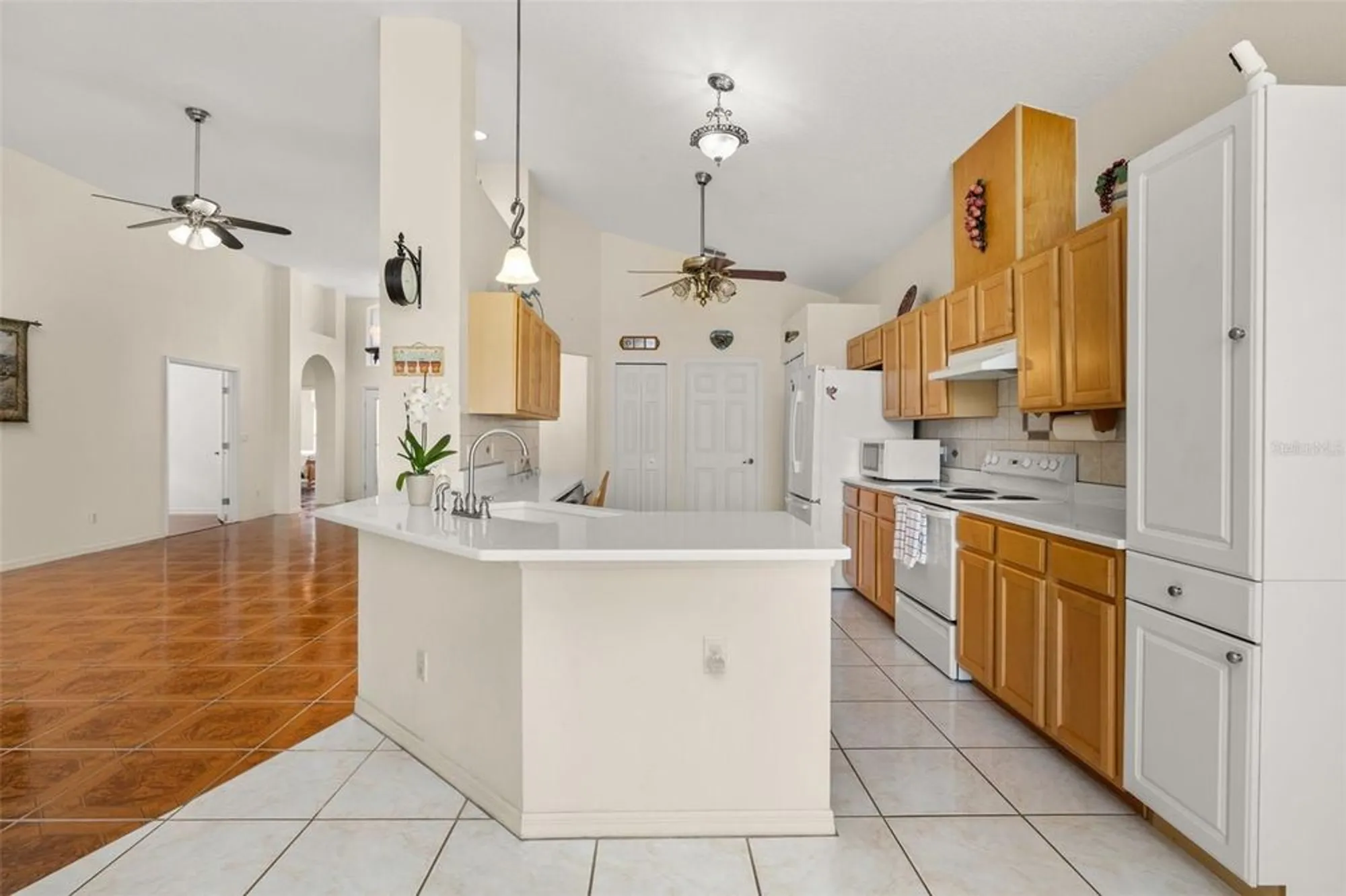 Property Slideshow image 40 of 65 | 322 high vista dr, Davenport, FL, 33837