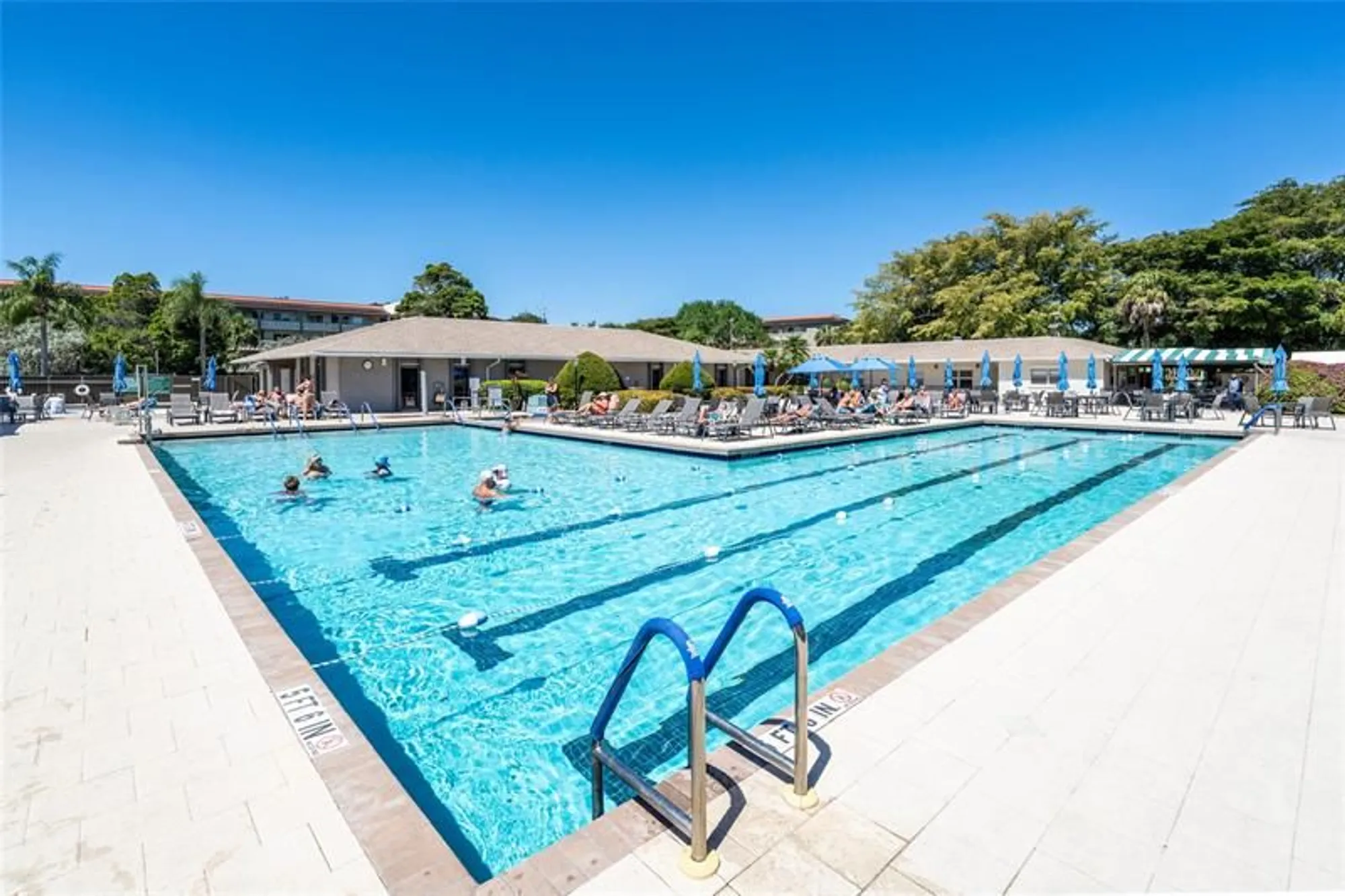 Property Slideshow image 27 of 34 | 3201 portofino pt d3, Coconut Creek, FL, 33066