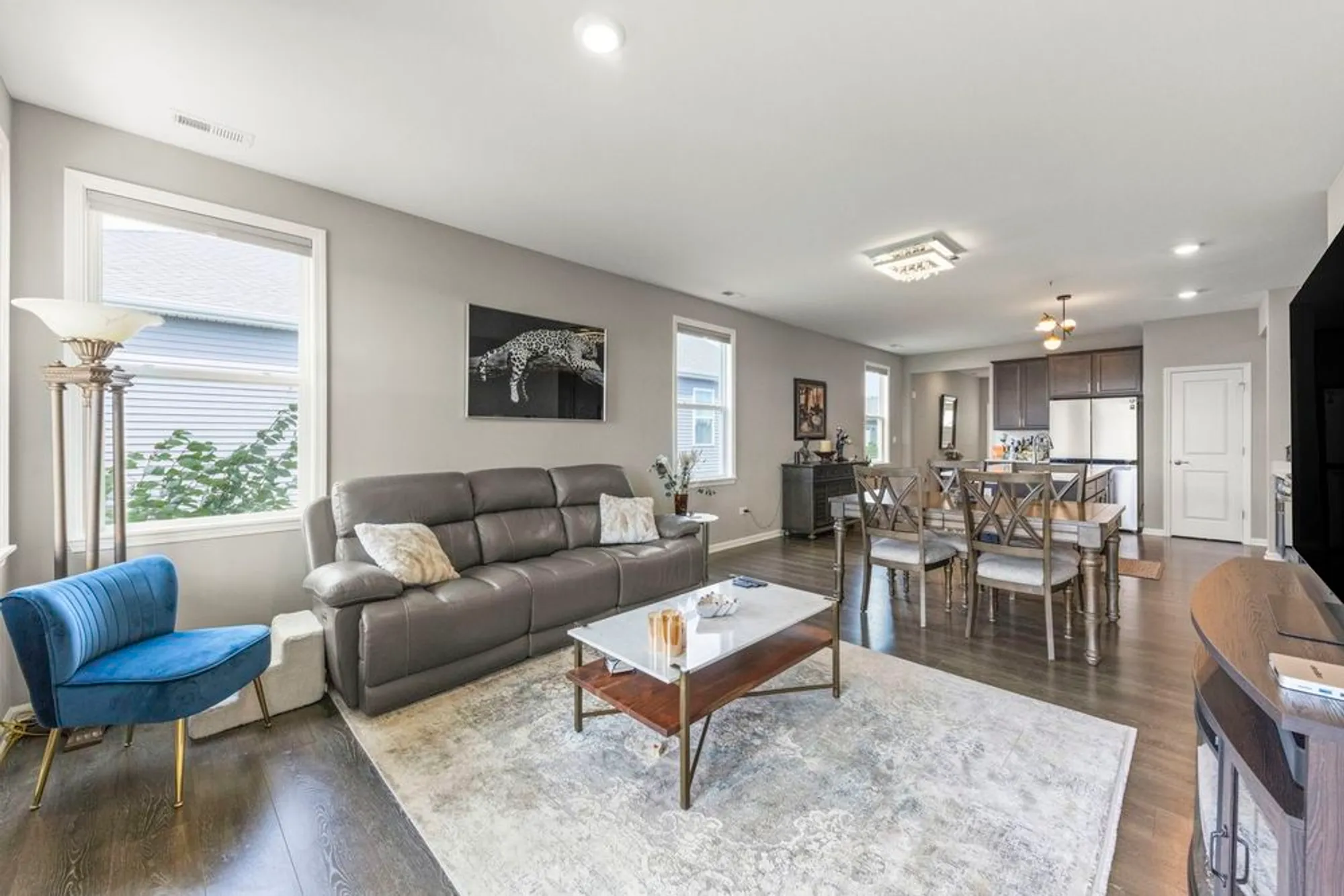 Property Slideshow image 12 of 25 | 1 savannah ct, Algonquin, IL, 60102