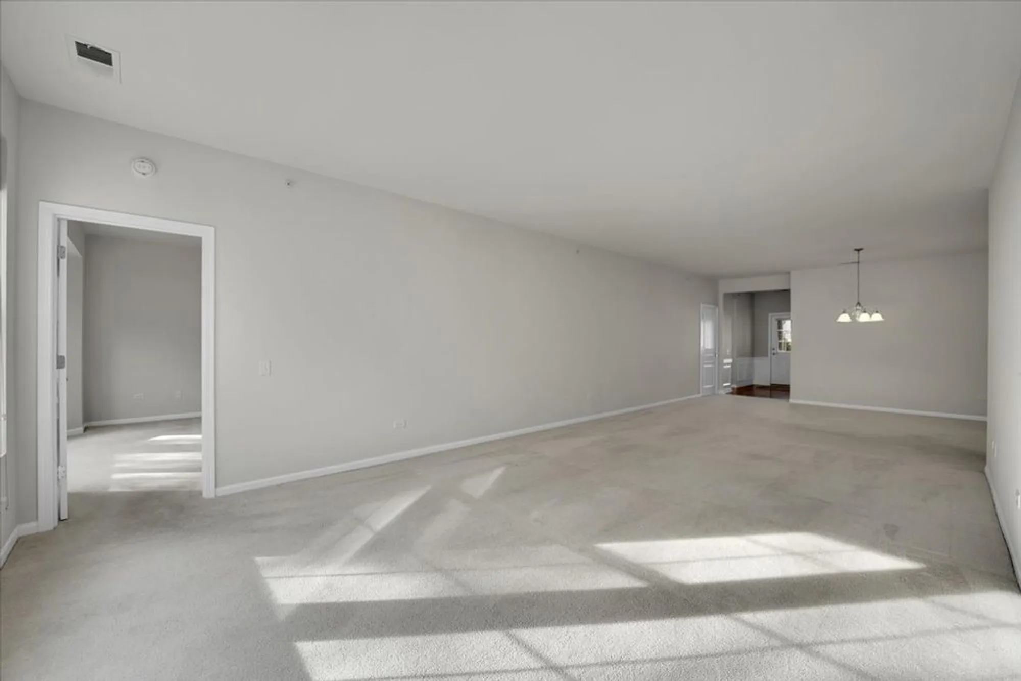 Property Slideshow image 8 of 32 | 14525 tawny ln, Huntley, IL, 60142