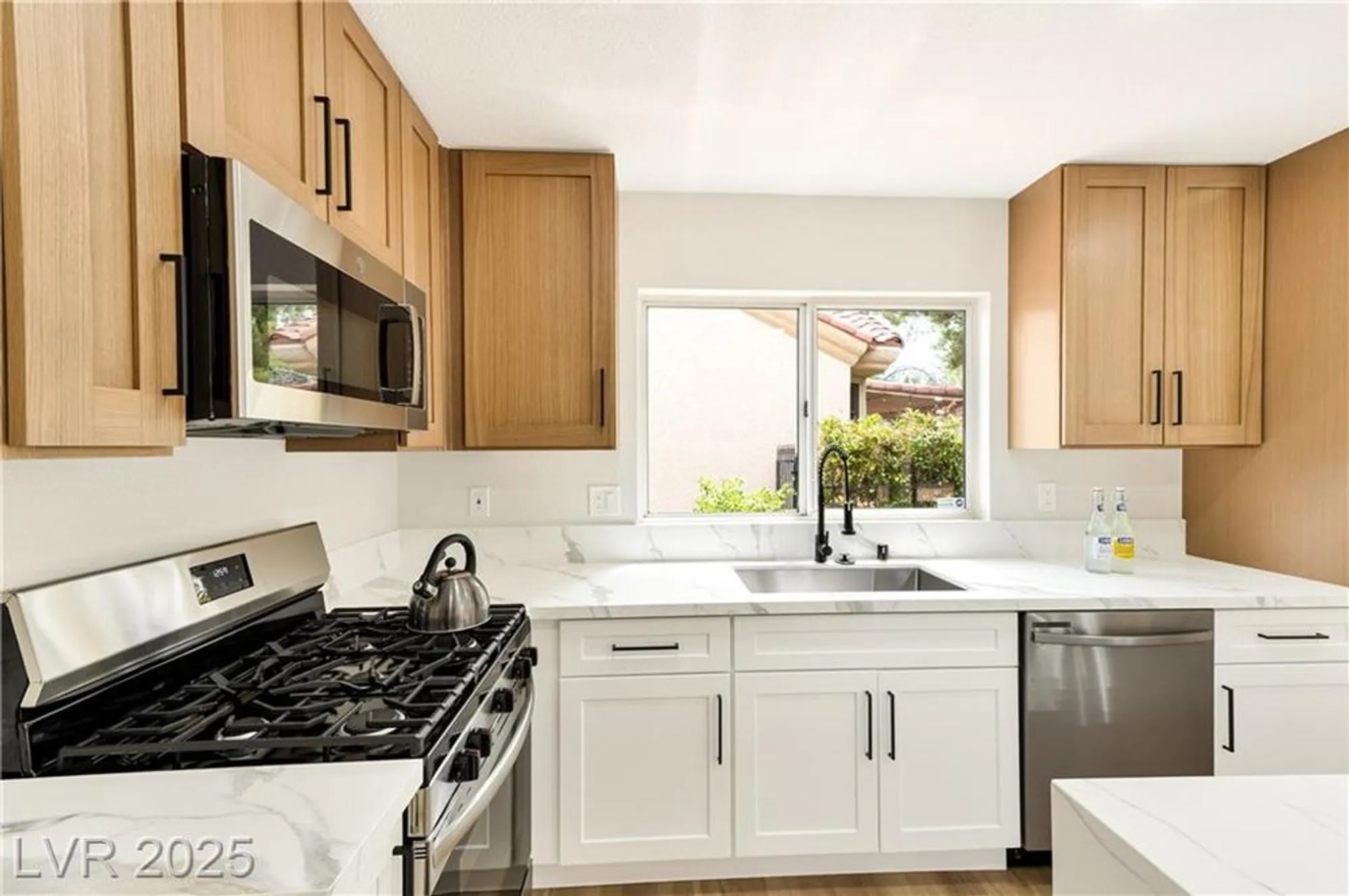 Property Slideshow image 6 of 35 | 2645 saltbush dr, Las Vegas, NV, 89134