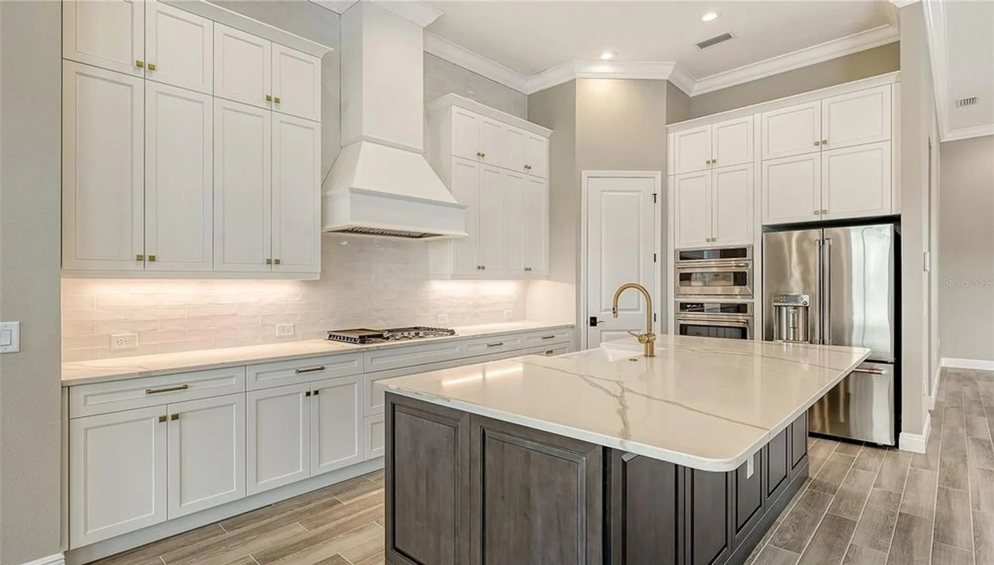 Property Slideshow image 15 of 42 | 10629 nicklaus ct, Englewood, FL, 34223