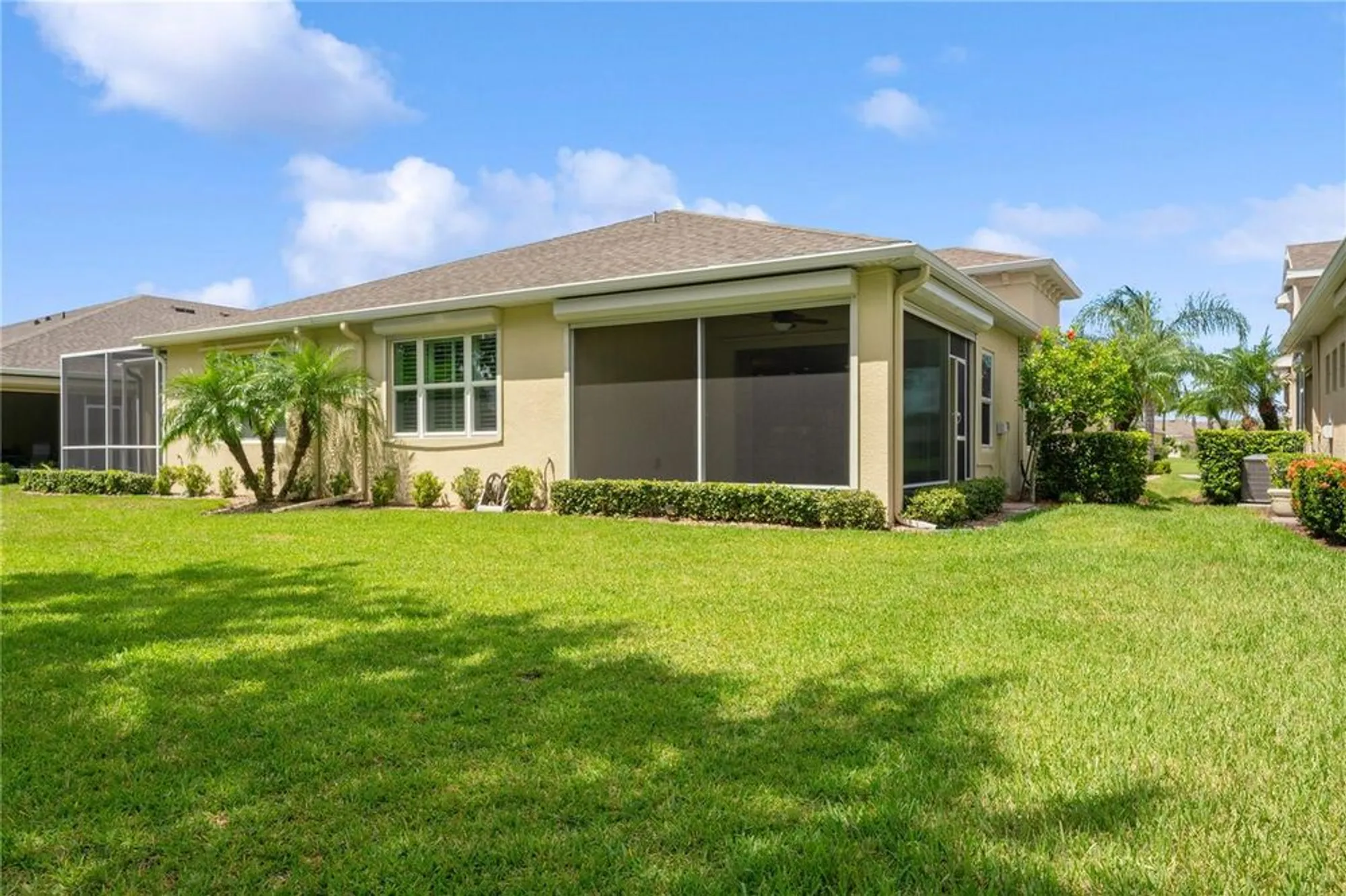 Property Slideshow image 5 of 57 | 802 chipper dr, Sun City Center, FL, 33573