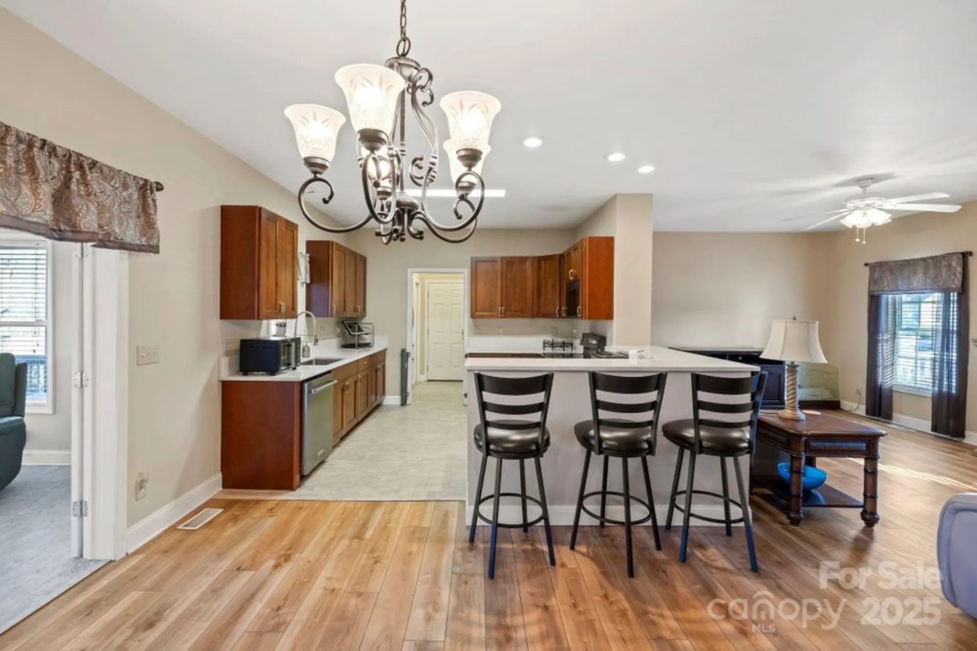 Property Slideshow image 26 of 48 | 494 riverwind dr, Hendersonville, NC, 28739