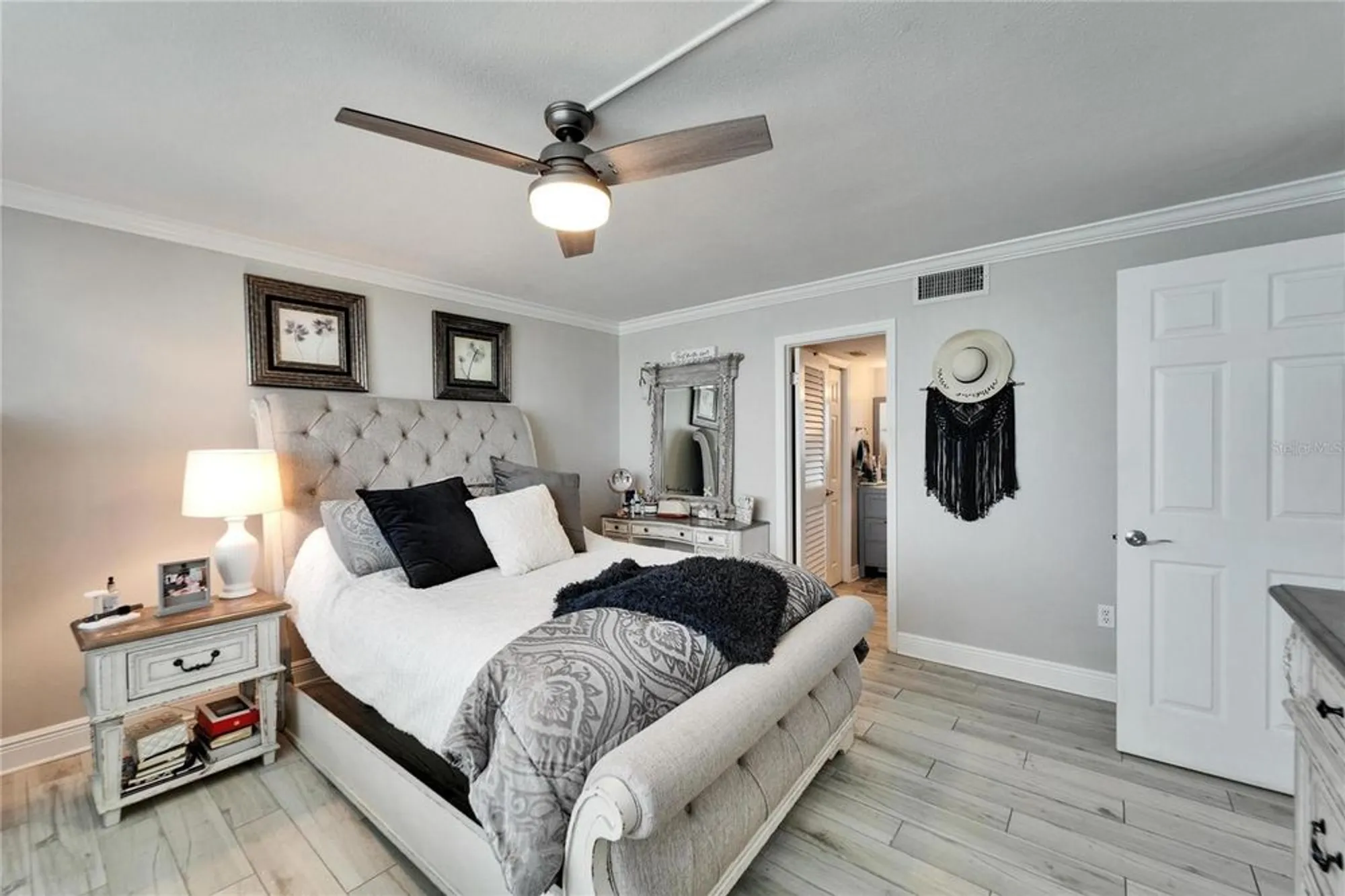 Property Slideshow image 22 of 60 | 7700 sun island dr 107, South Pasadena, FL, 33707