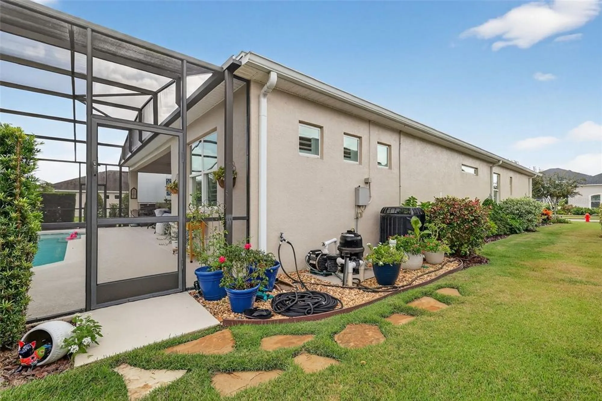 Property Slideshow image 45 of 73 | 8464 bridgeport bay cir, Mount Dora, FL, 32757