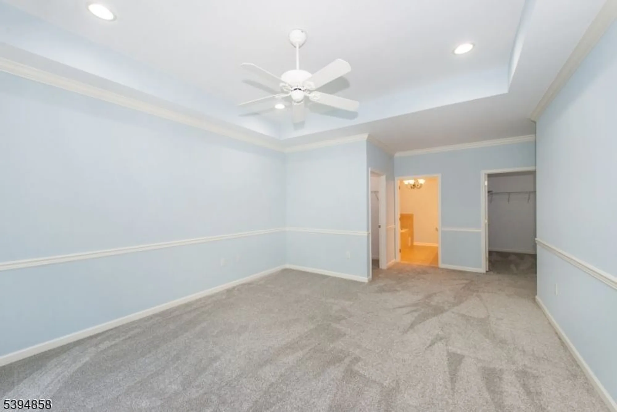 Property Slideshow image 14 of 20 | 29 ridgeview ln, Mount Arlington, NJ, 07856