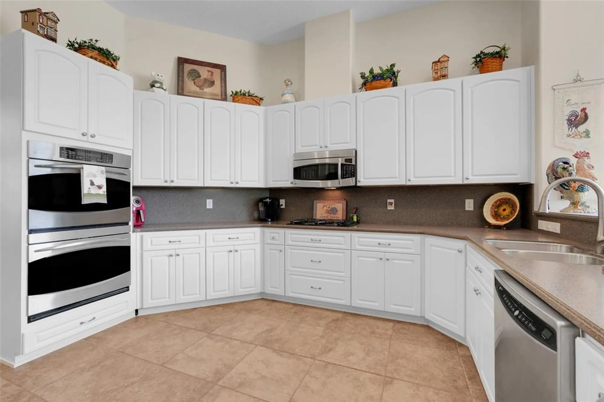 Property Slideshow image 16 of 40 | 27303 stoney brook dr, Leesburg, FL, 34748