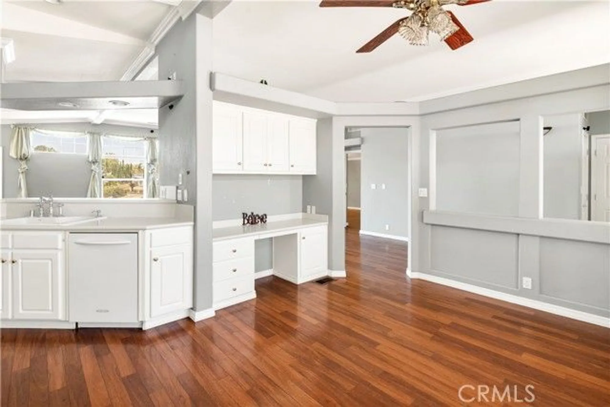 Property Slideshow image 18 of 48 | 2752 peach tree st, Hemet, CA, 92545