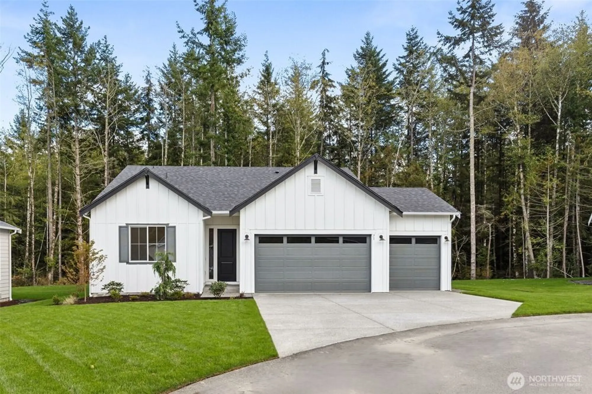 Property Slideshow image 1 of 12 | 31 mccartney peak # 76, Port Ludlow, WA, 98365