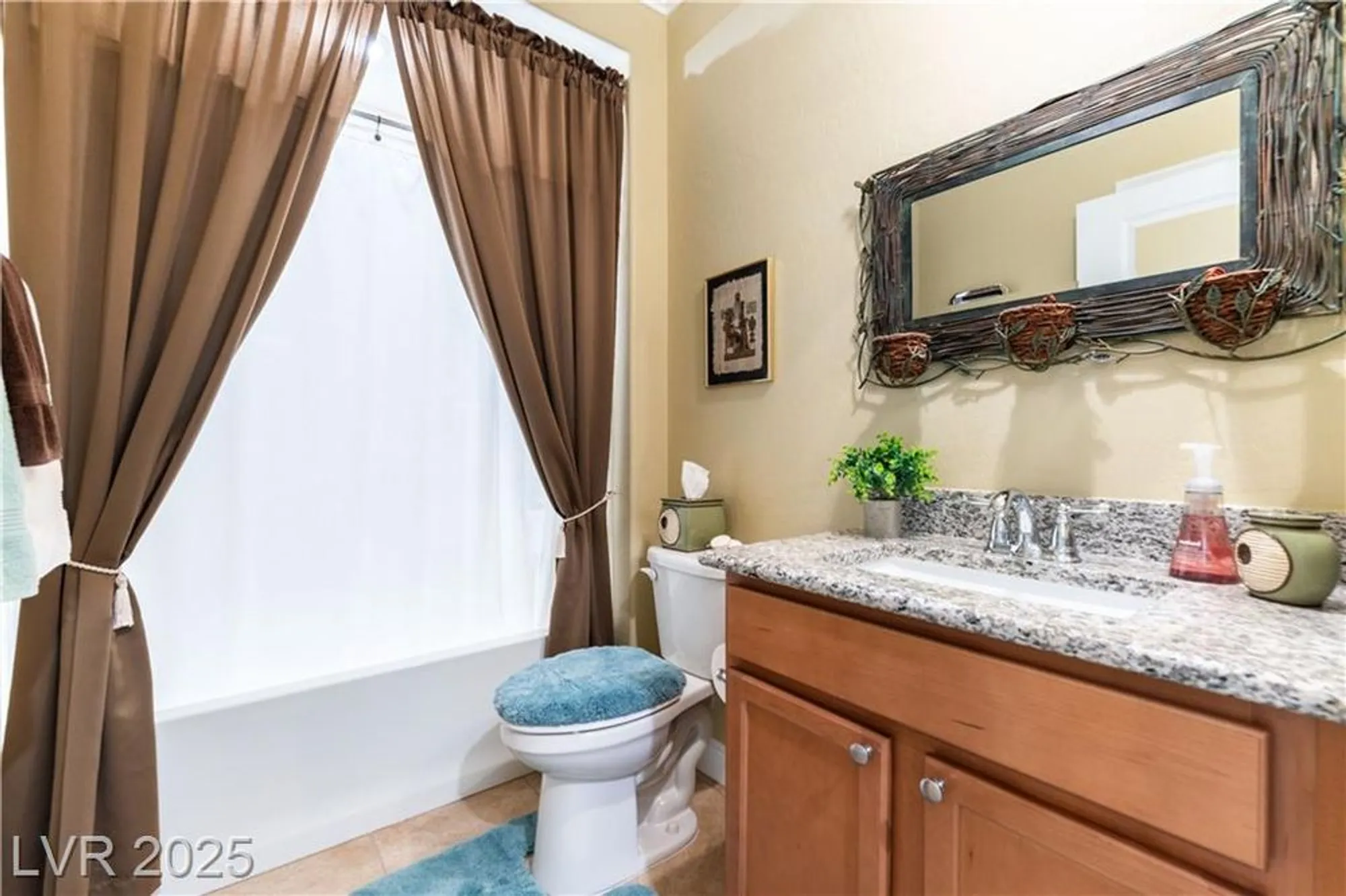 Property Slideshow image 19 of 32 | 2047 arrington ave, North Las Vegas, NV, 89086