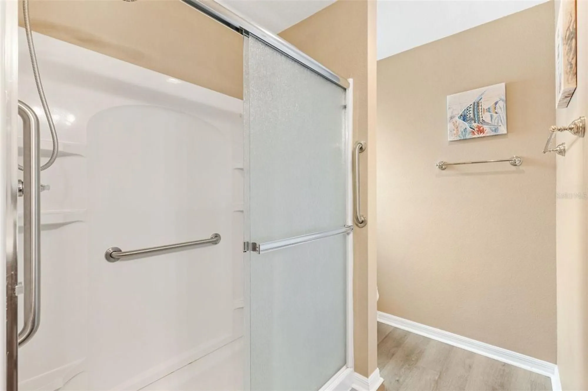 Property Slideshow image 16 of 28 | 428 tarrson blvd, Lady Lake, FL, 32159