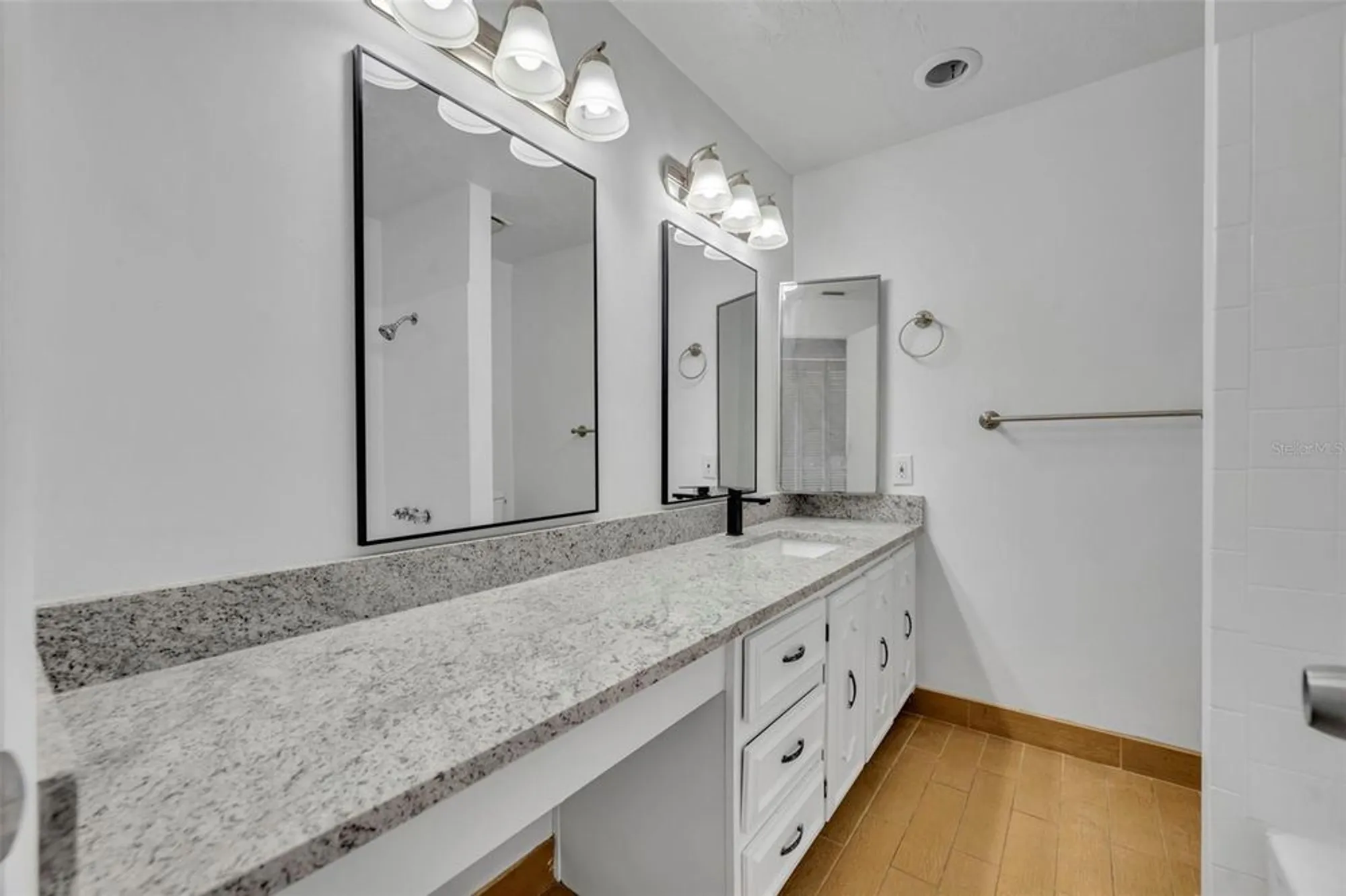 Property Slideshow image 23 of 43 | 19201 sandalwood dr # 19201, Wildwood, FL, 34785