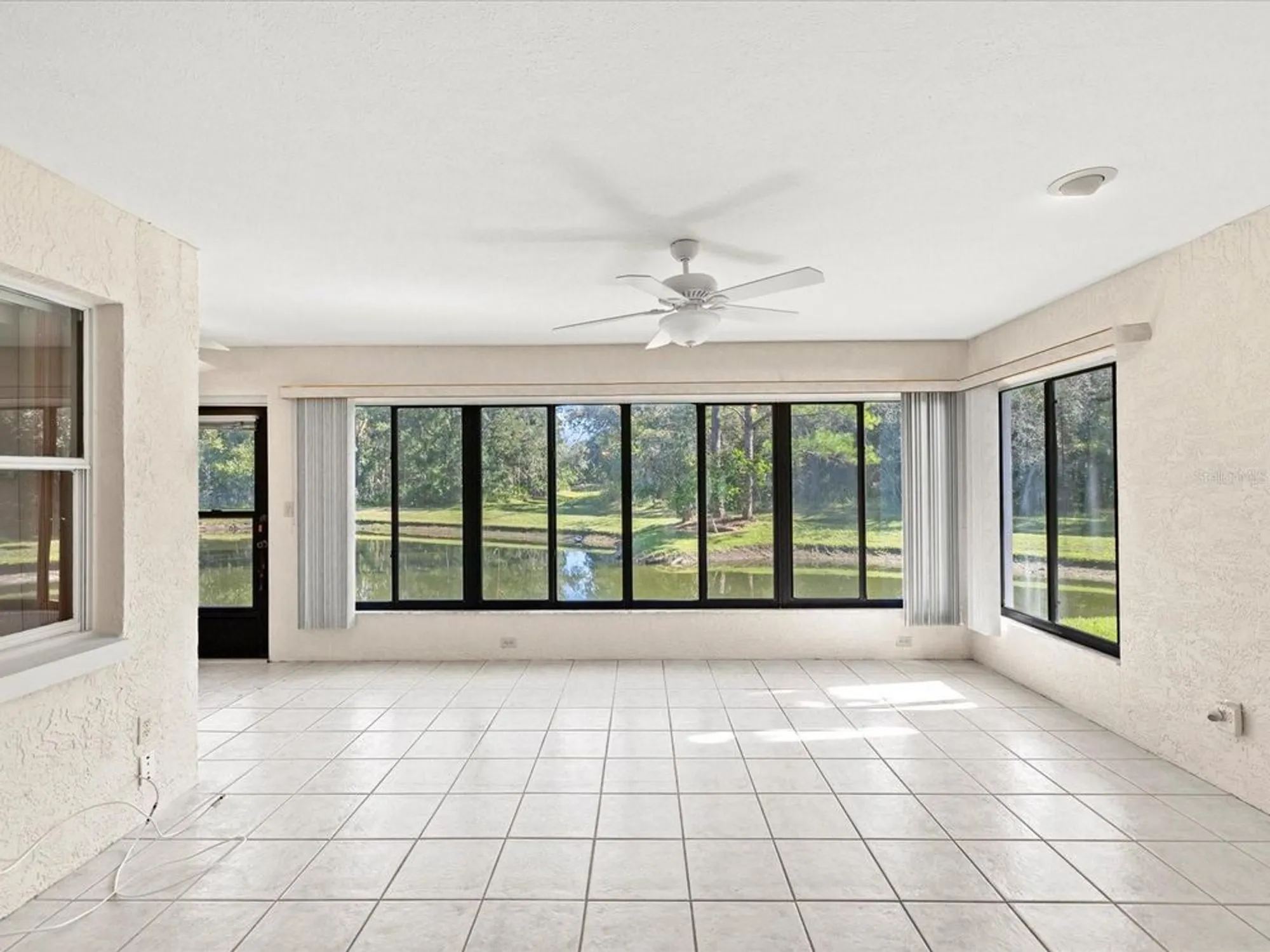 Property Slideshow image 5 of 61 | 11636 aspenwood dr, New Port Richey, FL, 34654