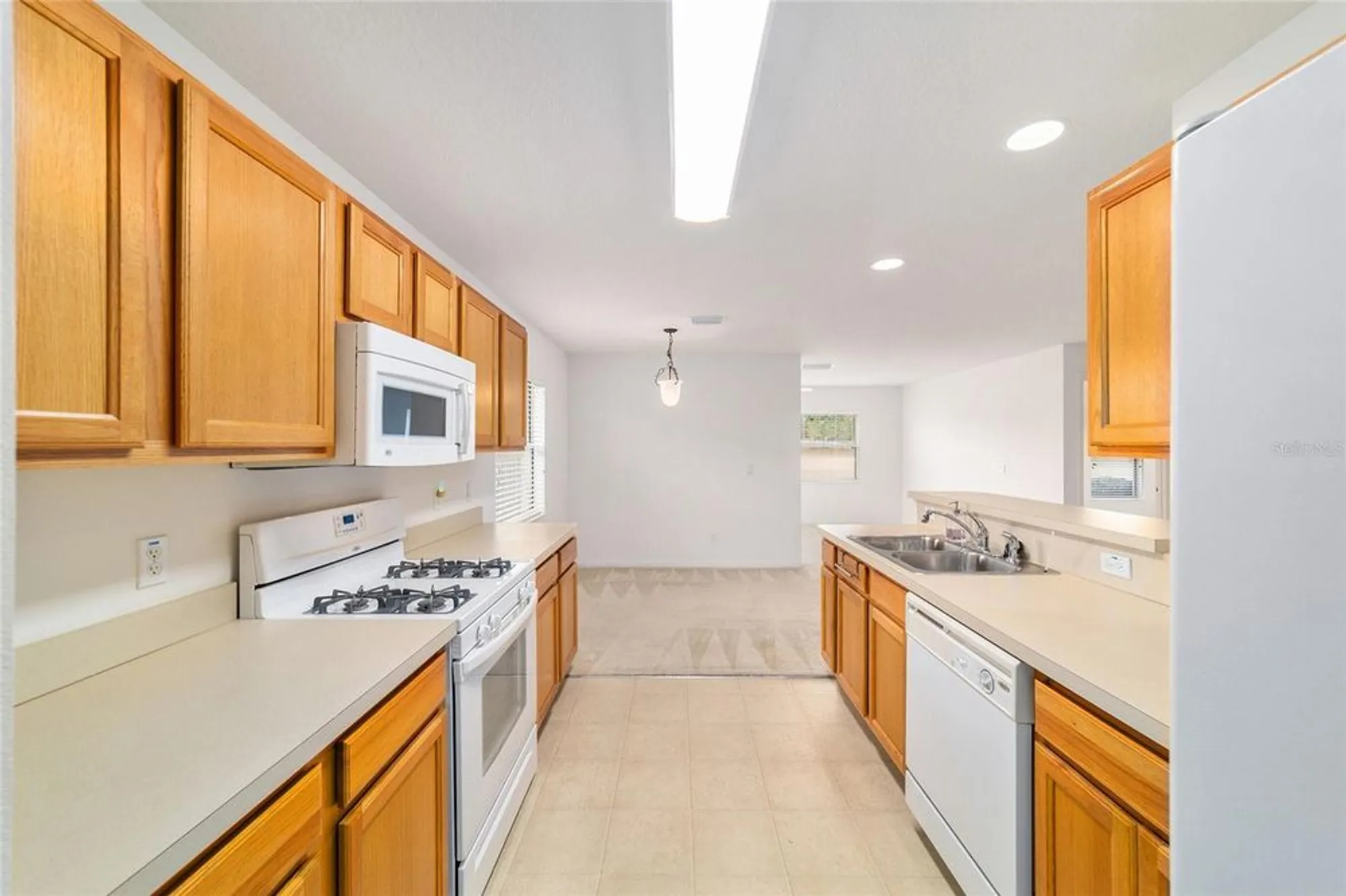 Property Slideshow image 27 of 55 | 9150 sw 102nd cir, Ocala, FL, 34481