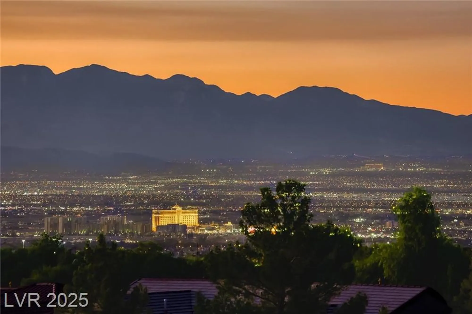 Property Slideshow image 51 of 66 | 2470 bedford park dr, Henderson, NV, 89052