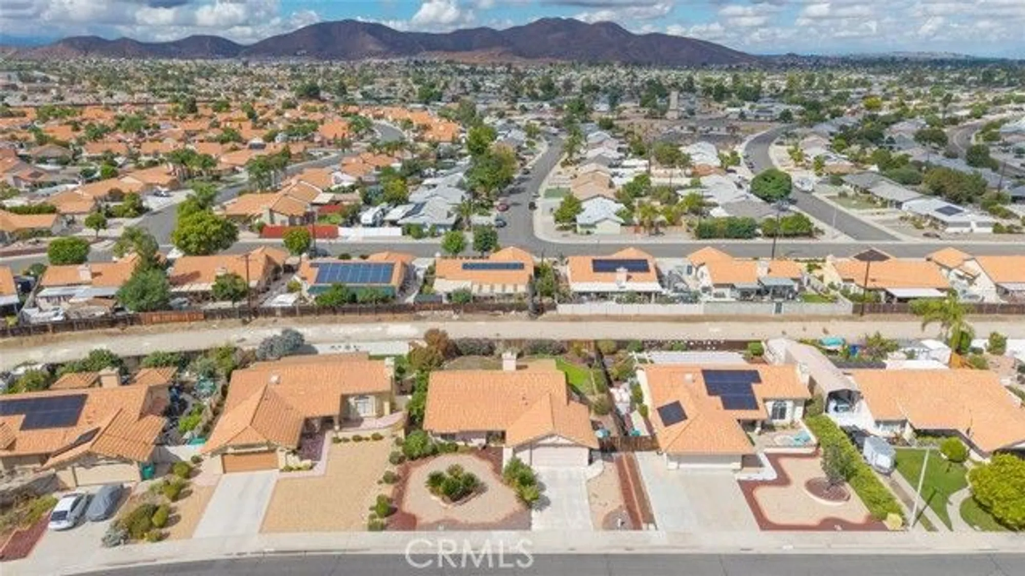 Property Slideshow image 23 of 26 | 29267 summerset dr, Menifee, CA, 92586